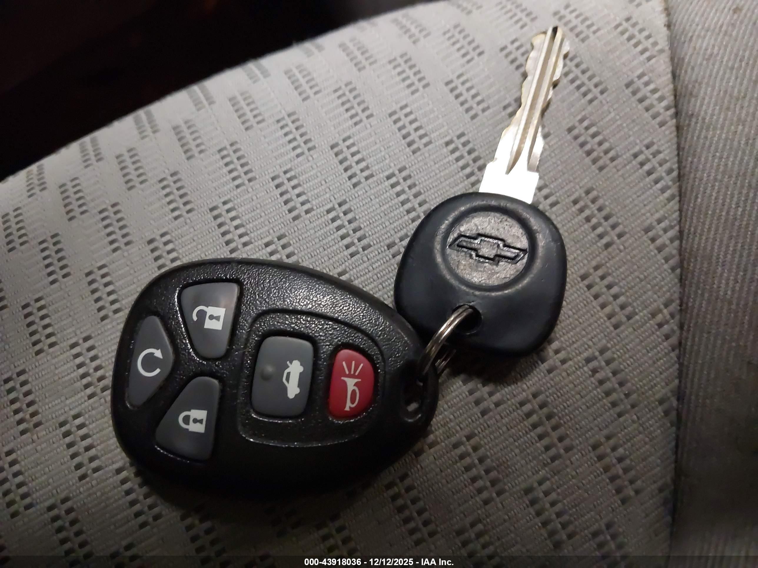CHEVROLET COBALT image 11
