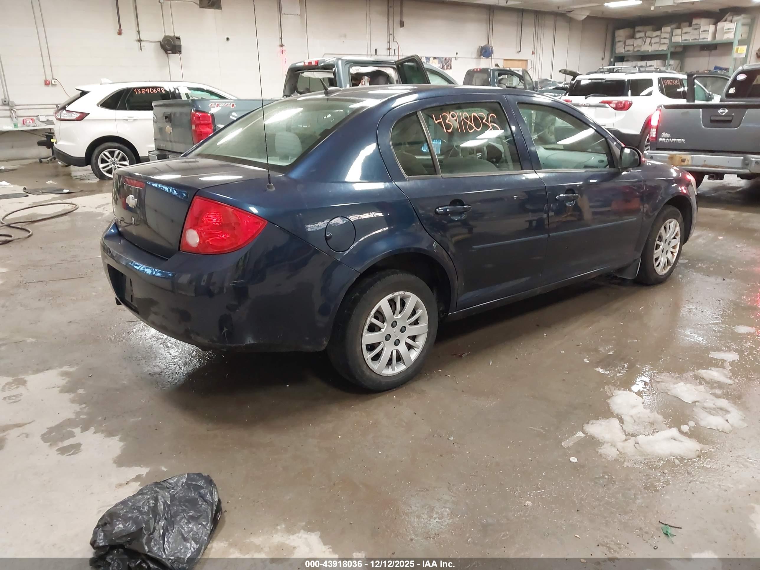 CHEVROLET COBALT image 4