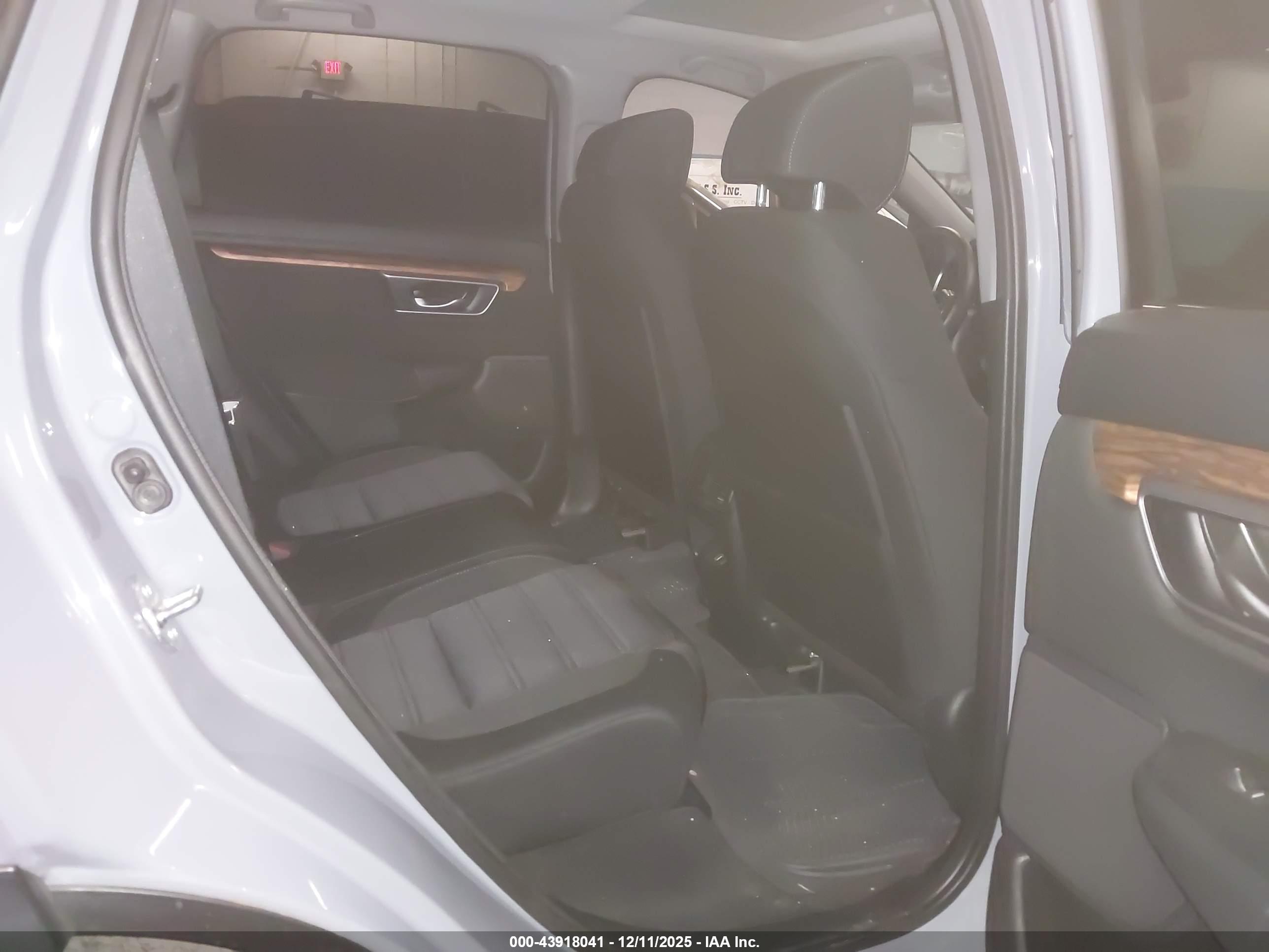 HONDA CR-V image 8
