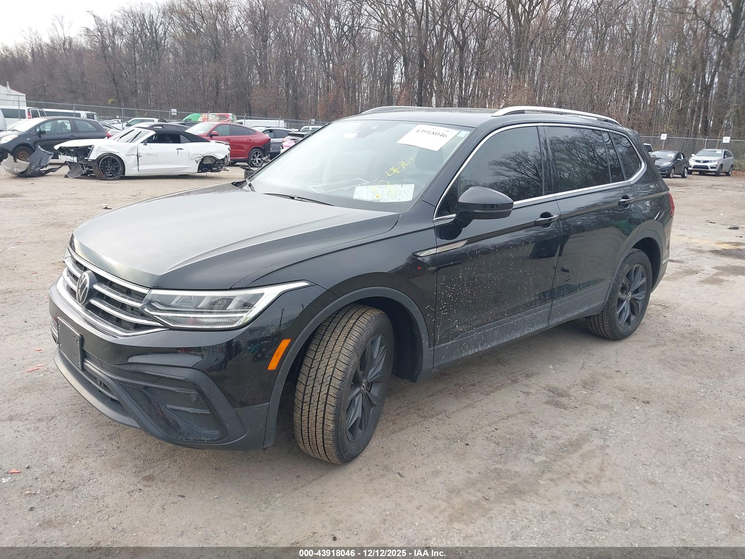 VOLKSWAGEN TIGUAN image 2