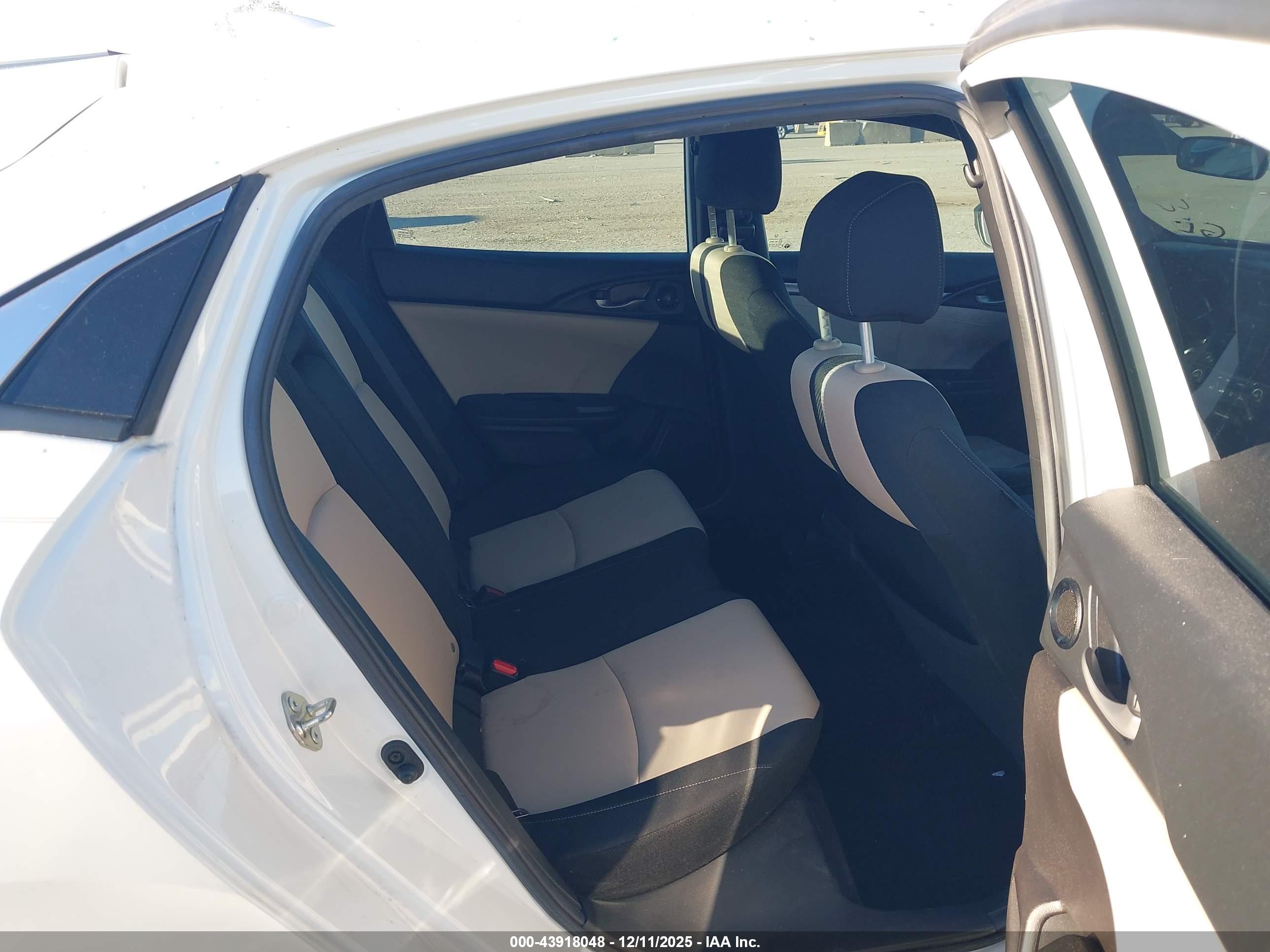HONDA CIVIC image 8