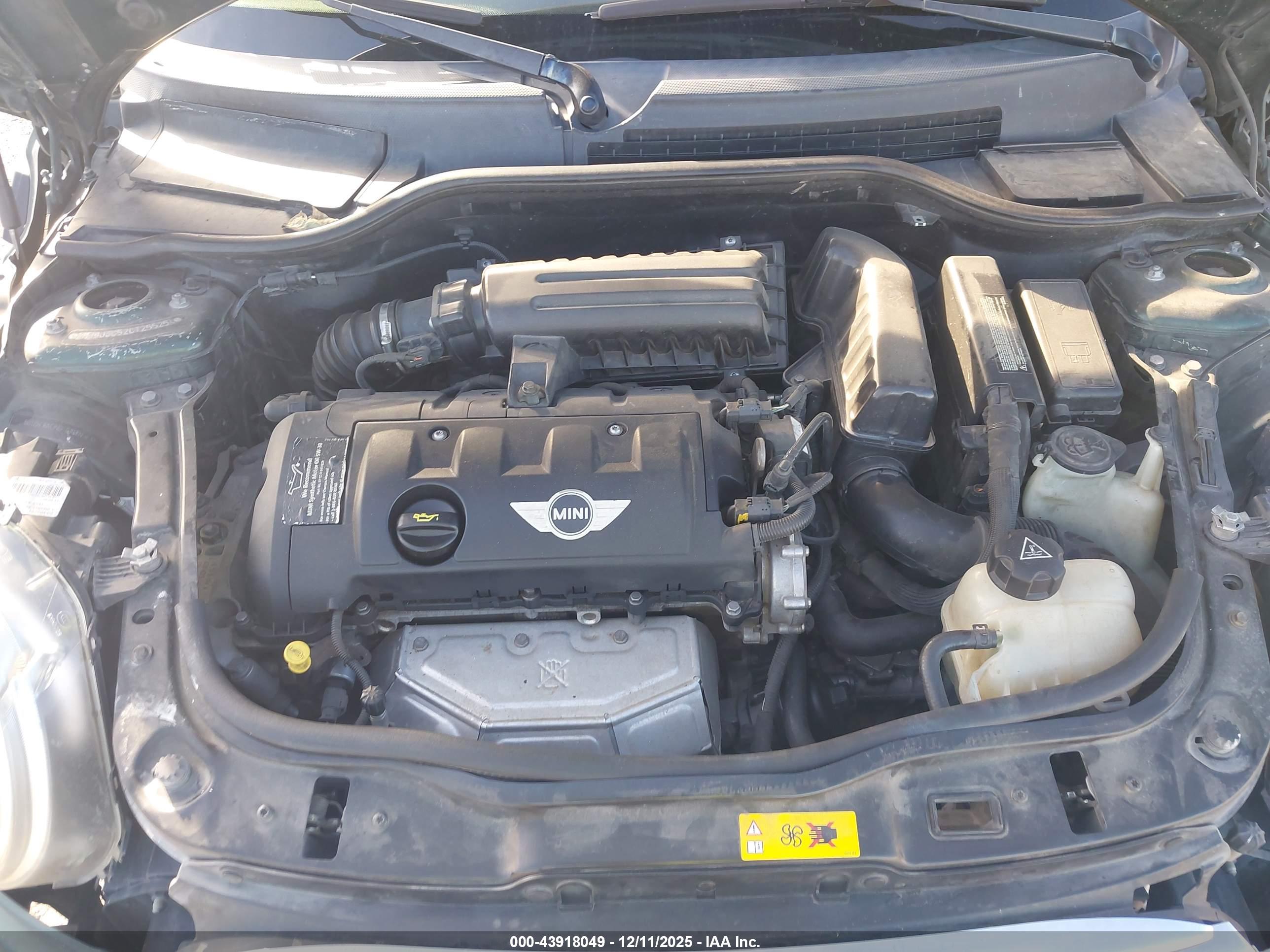 MINI COOPER image 10