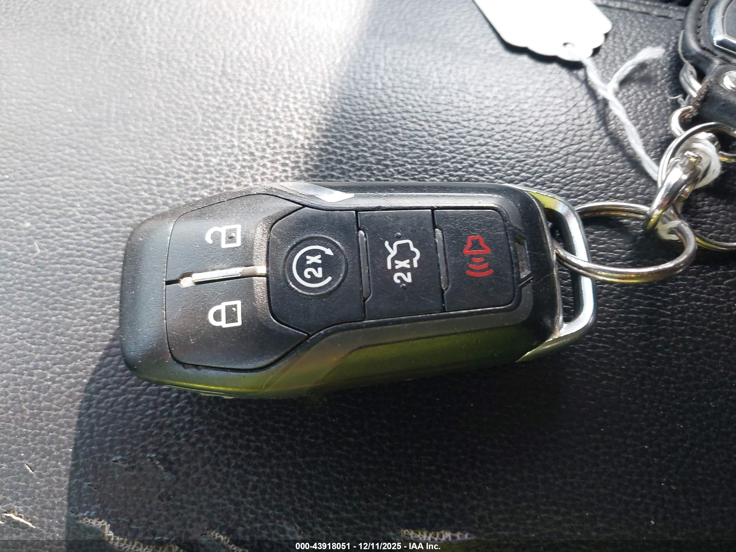 FORD EXPLORER image 11