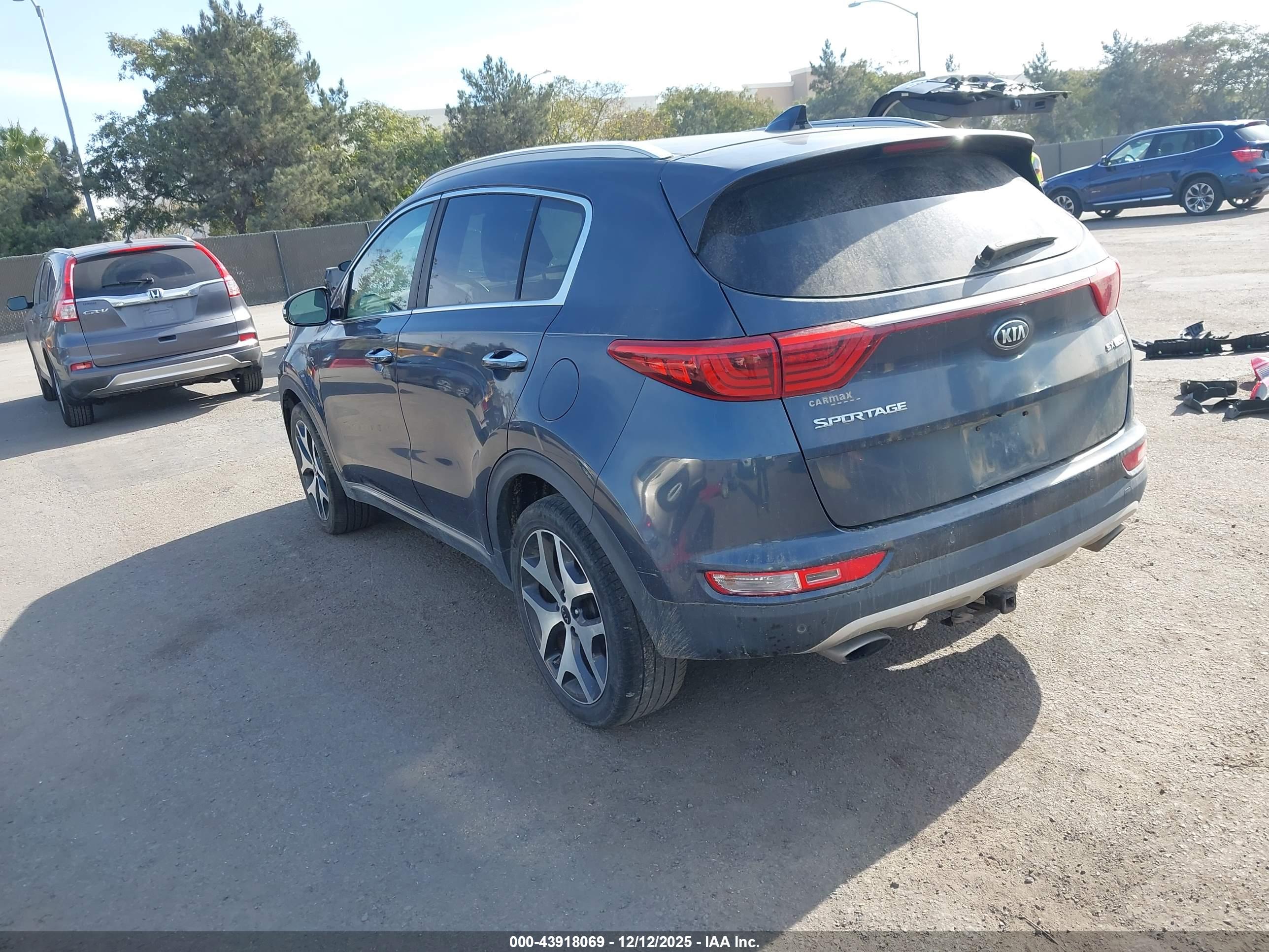 KIA SPORTAGE image 3