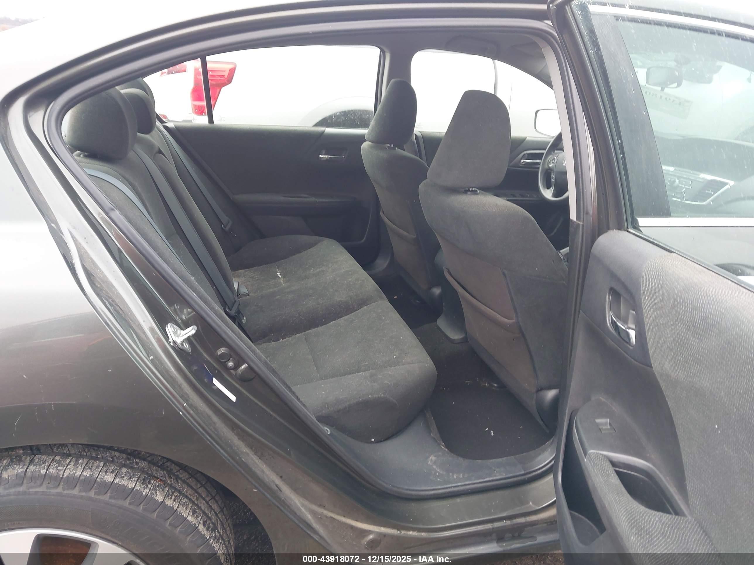 HONDA ACCORD image 8