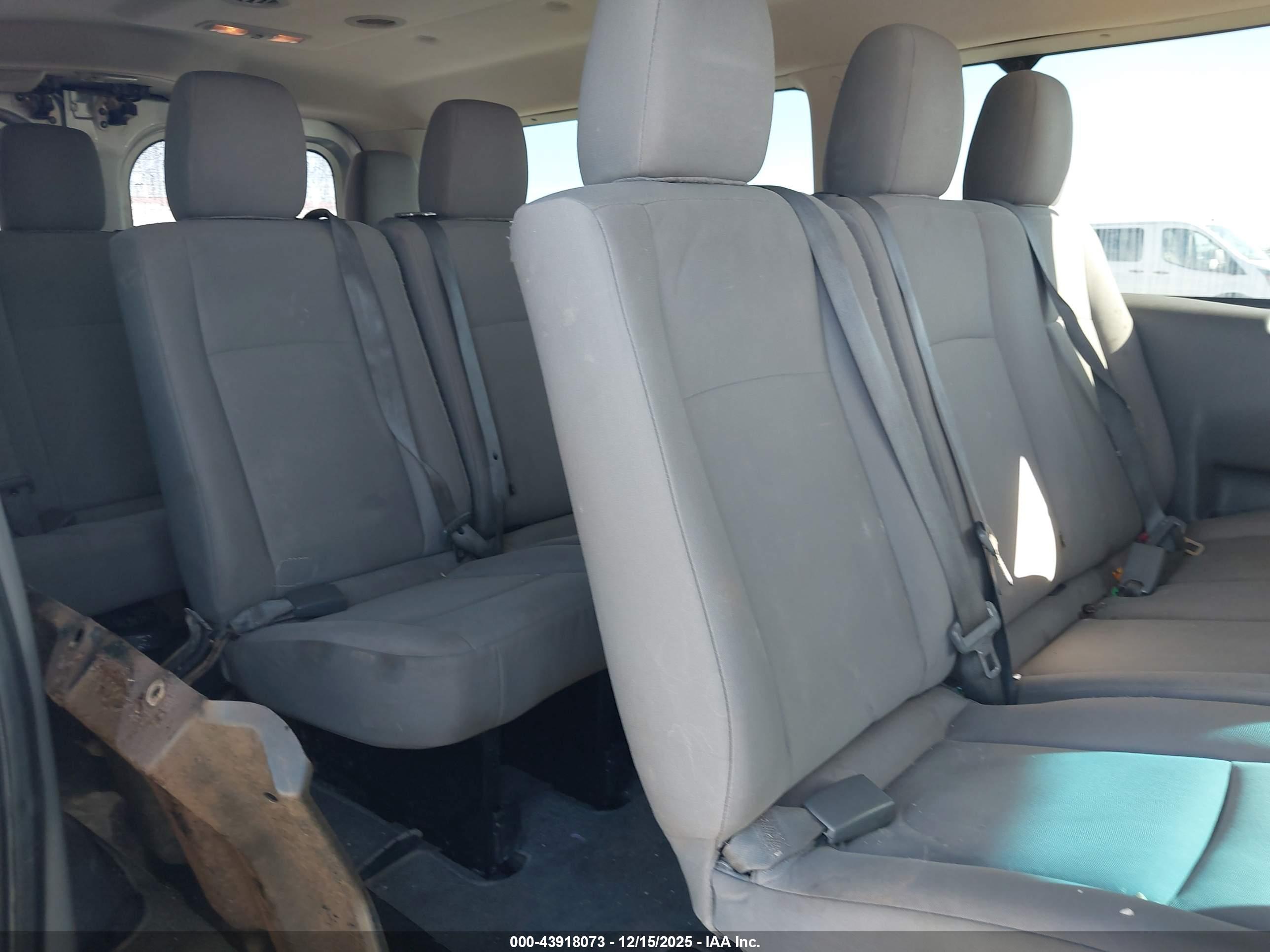 NISSAN NV image 8