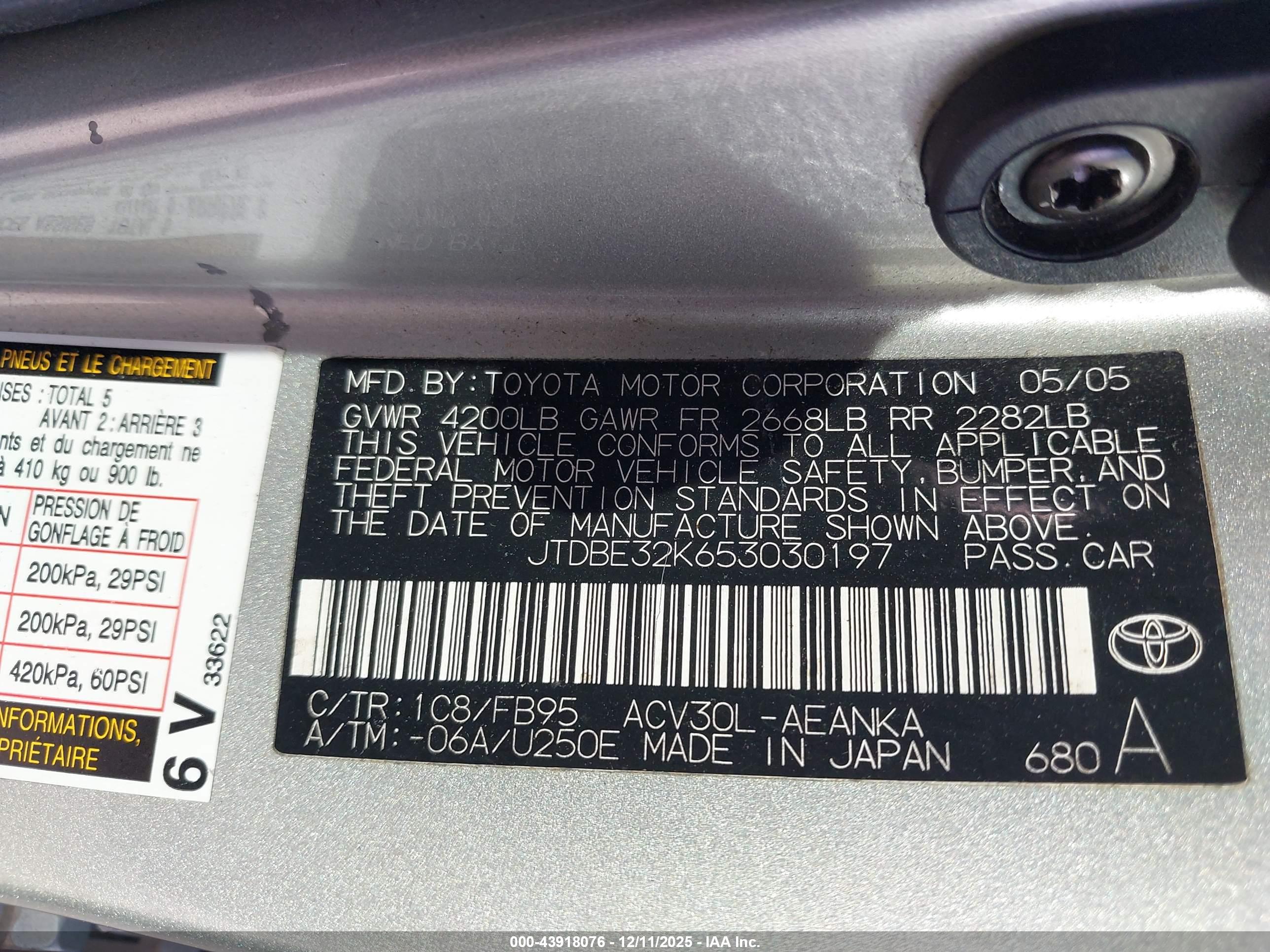 TOYOTA CAMRY image 9