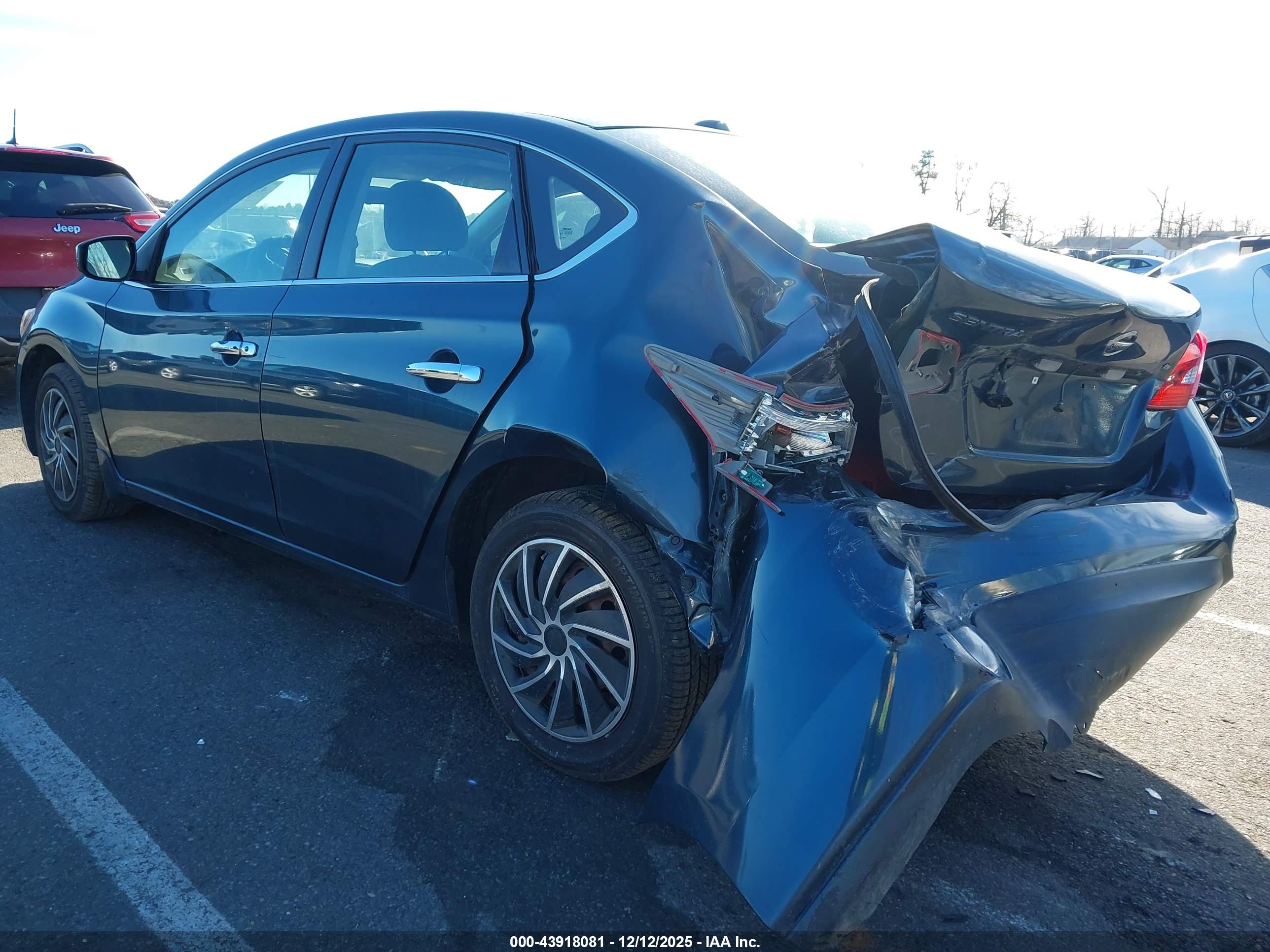 NISSAN SENTRA image 3