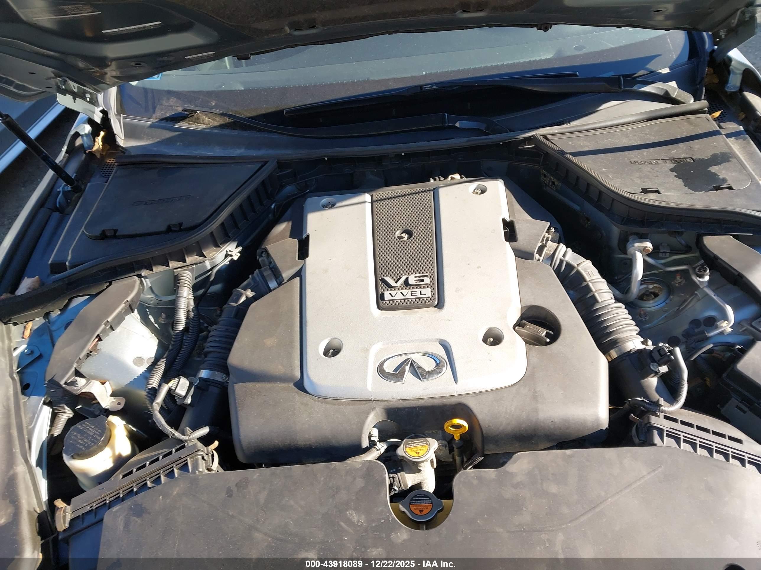 INFINITI Q50 image 10