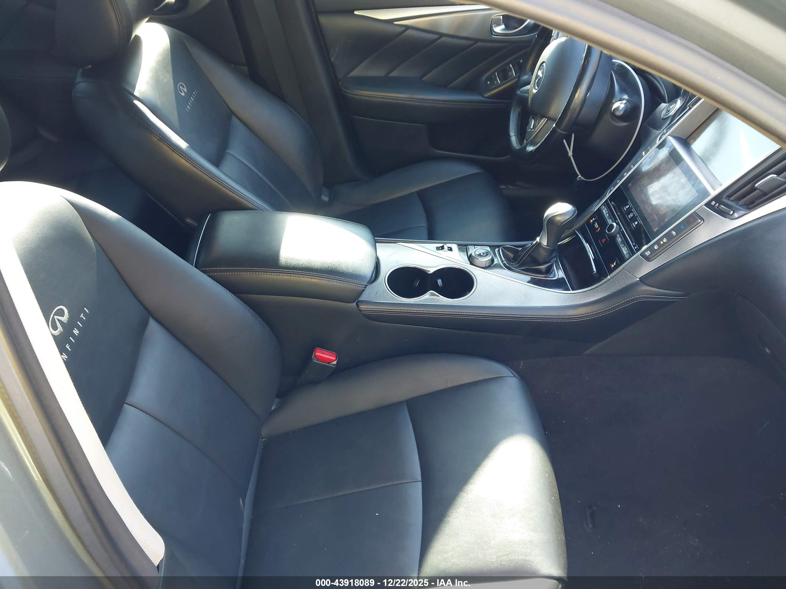 INFINITI Q50 image 5