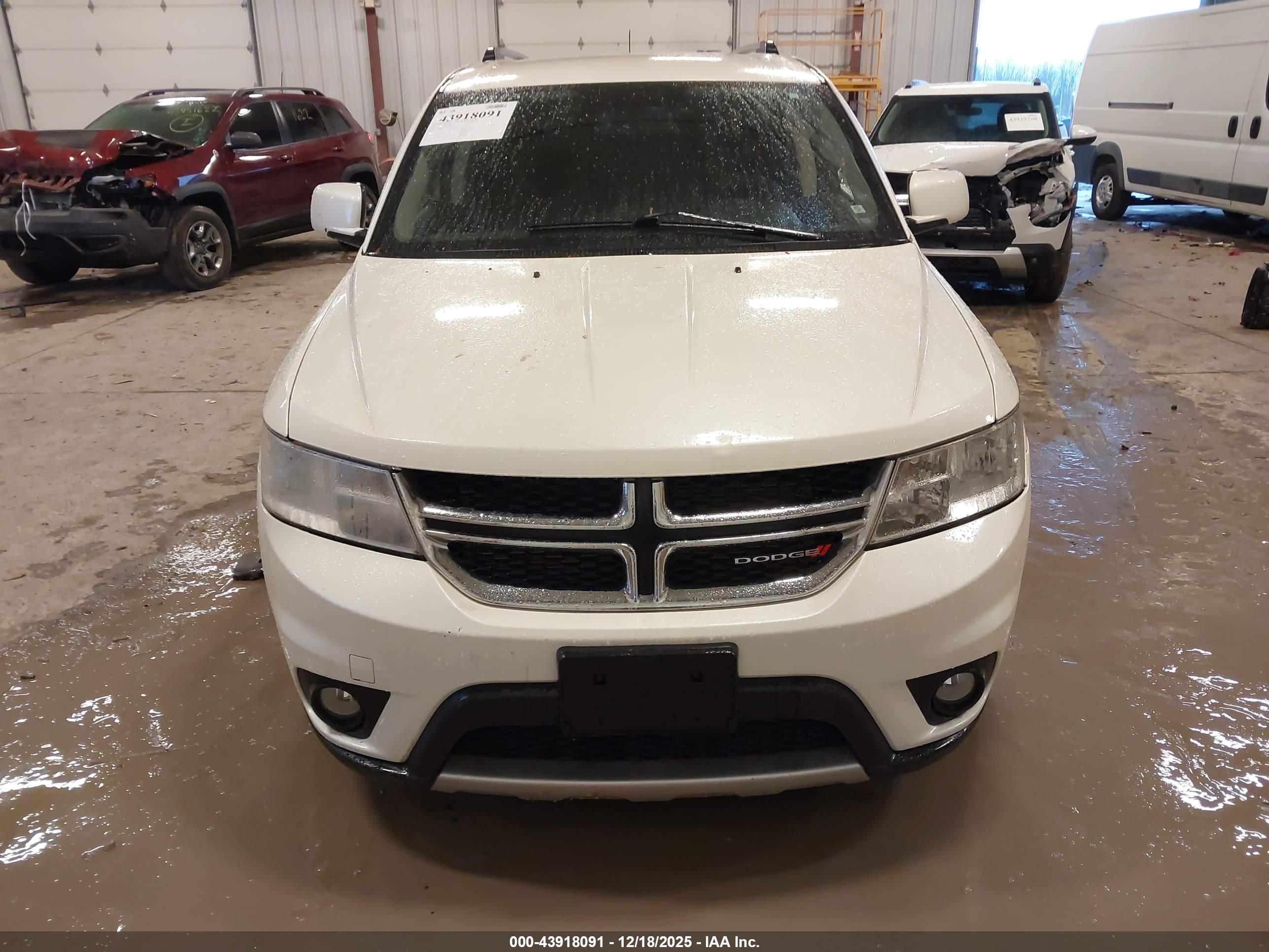 DODGE JOURNEY image 6