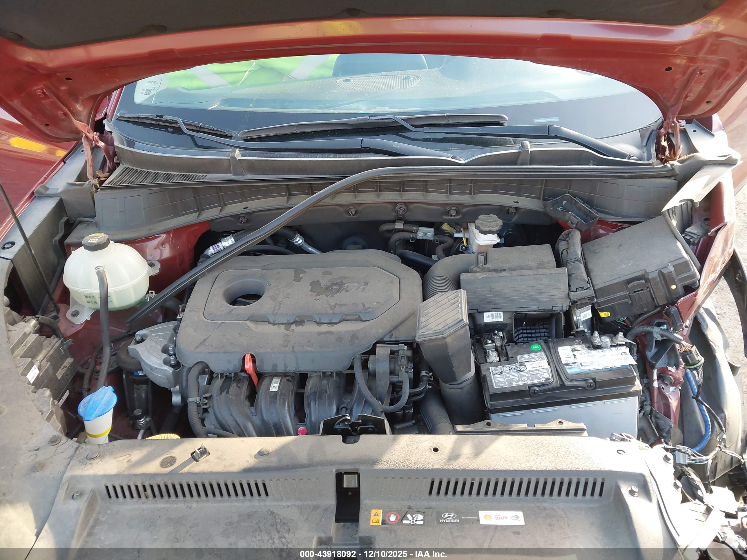 HYUNDAI TUCSON image 10