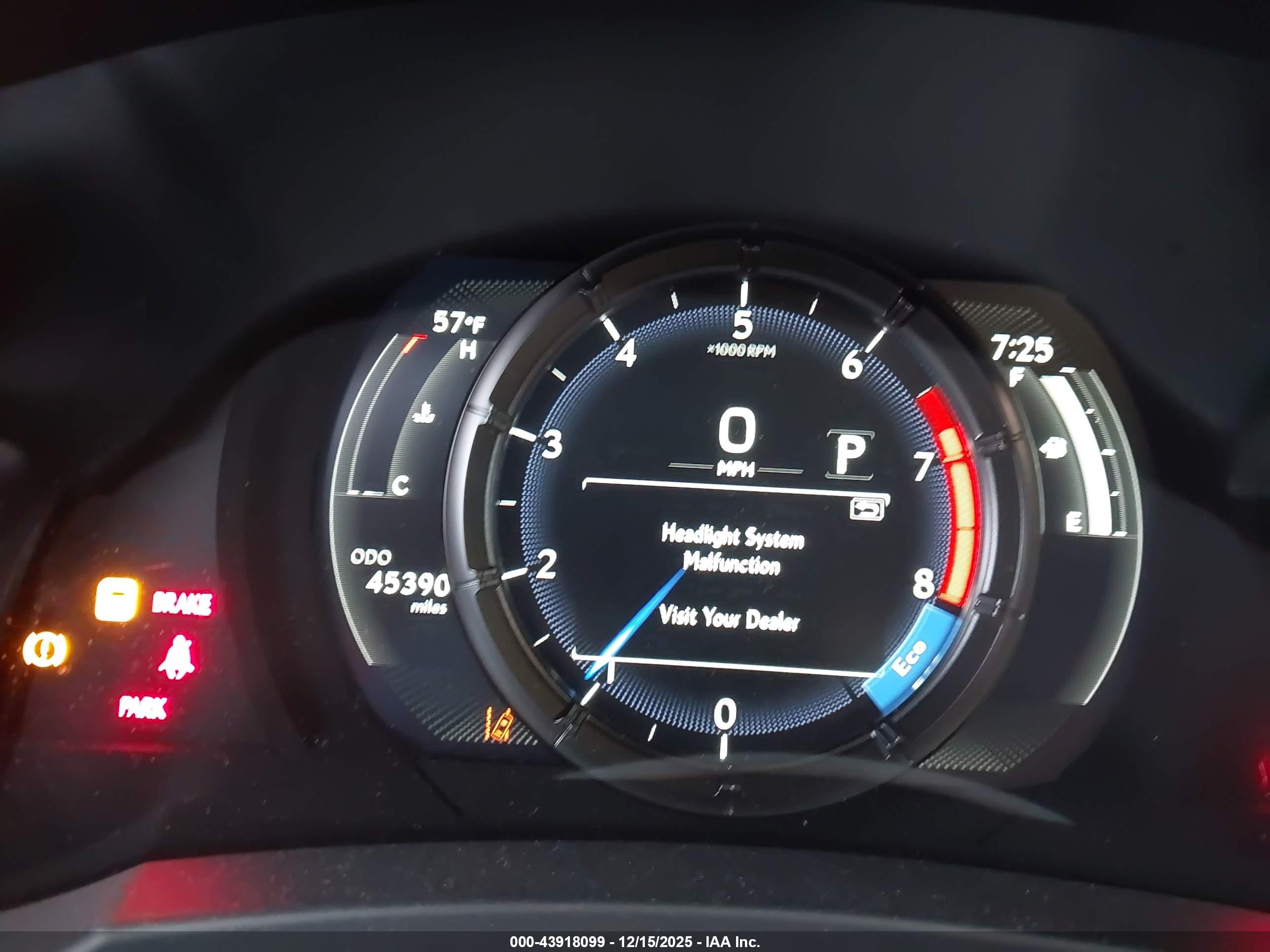 LEXUS IS image 7