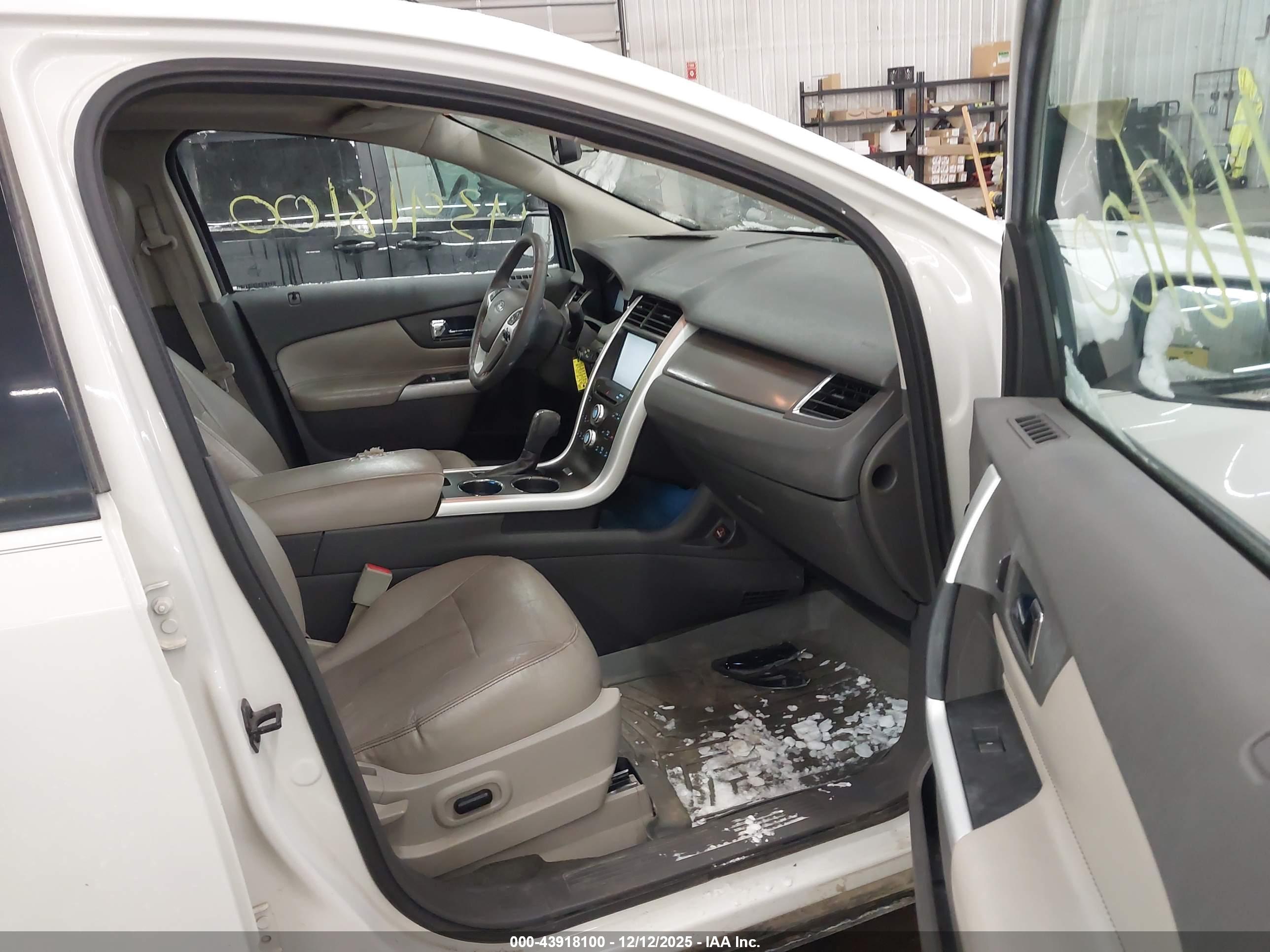 FORD EDGE image 5