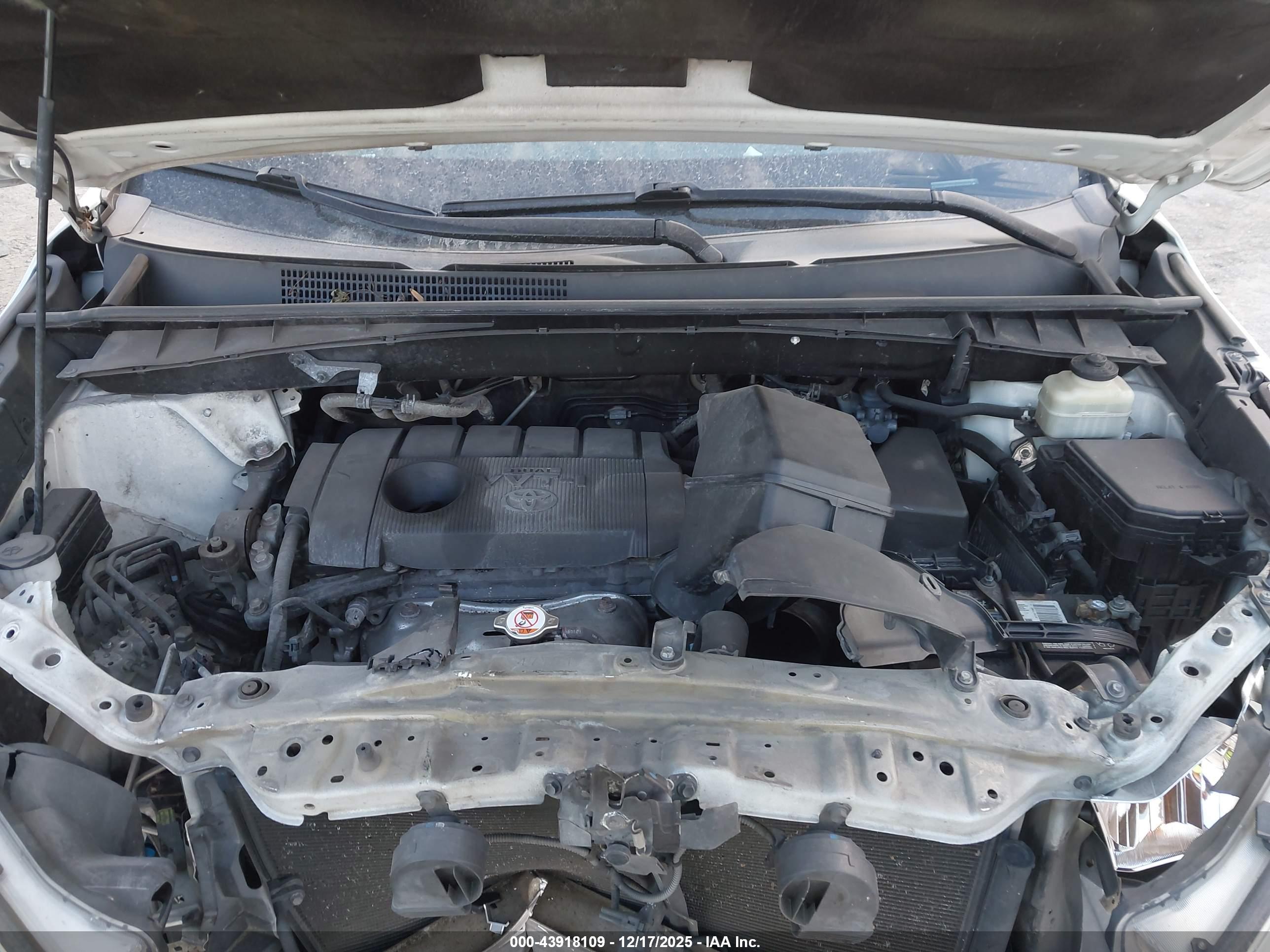 TOYOTA HIGHLANDER image 10