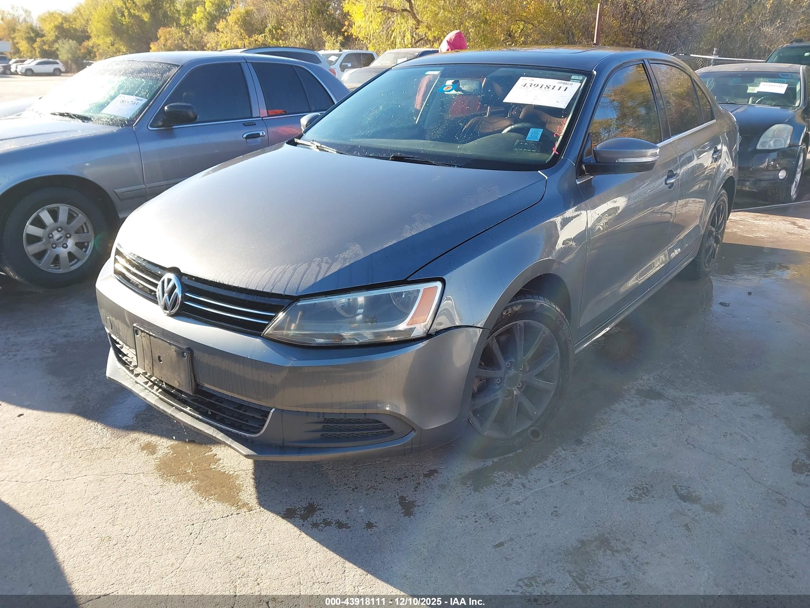 VOLKSWAGEN JETTA image 2