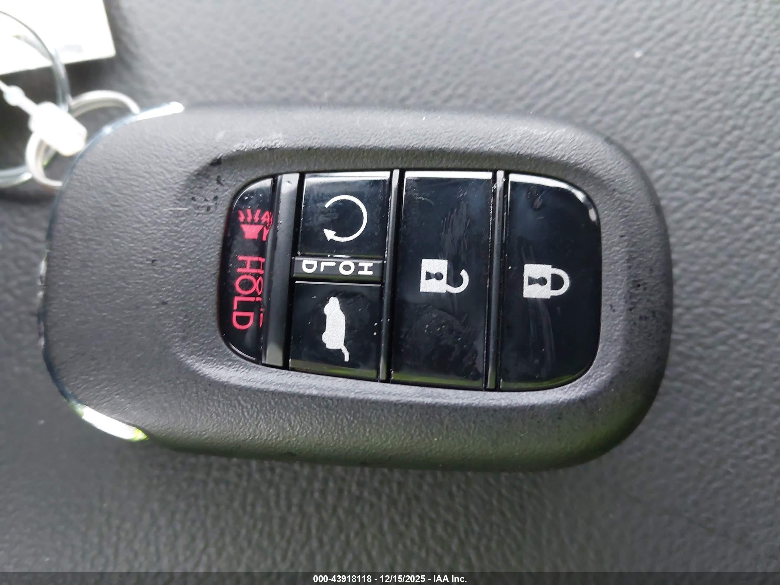 HONDA CR-V image 11