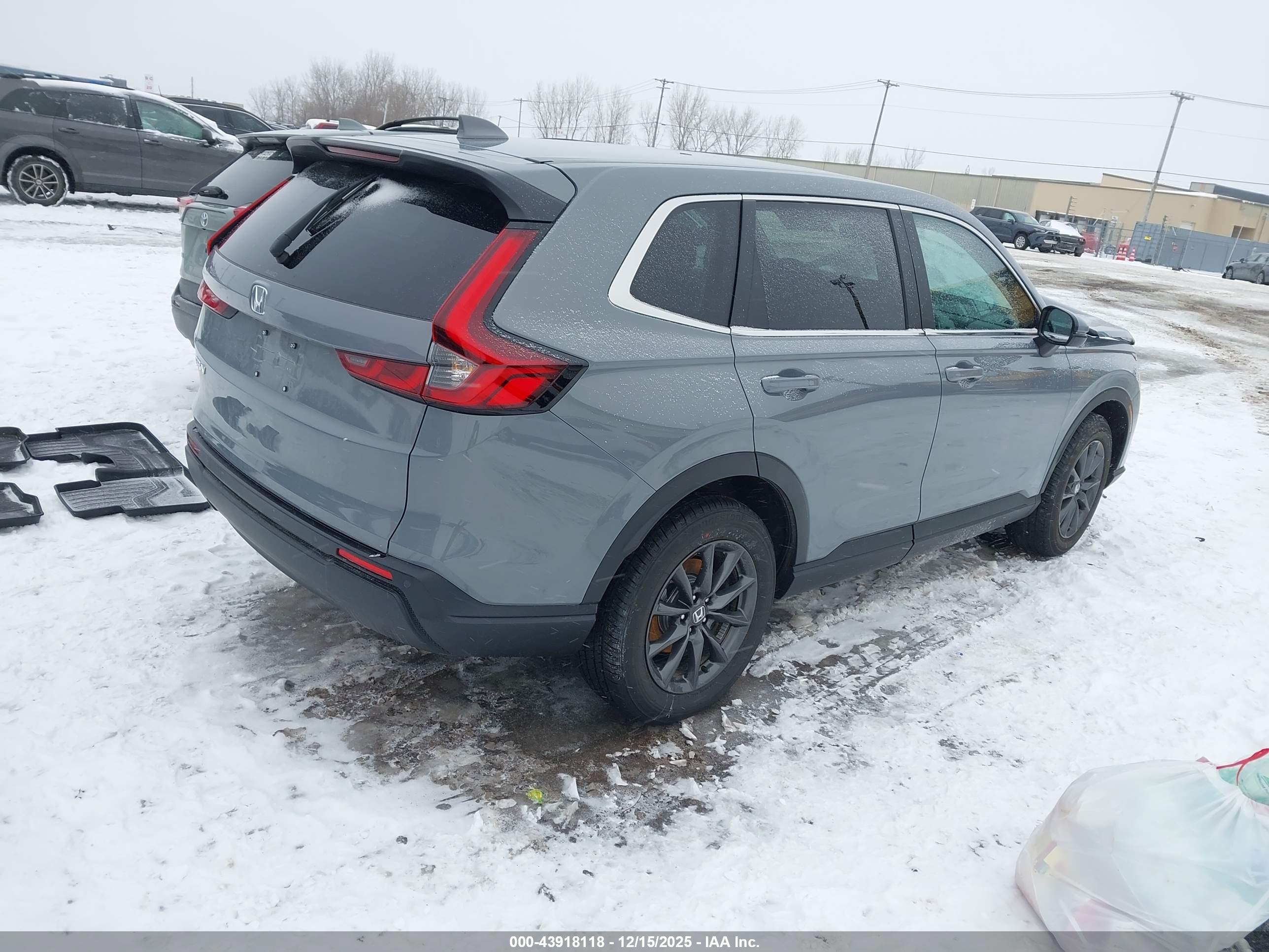 HONDA CR-V image 4