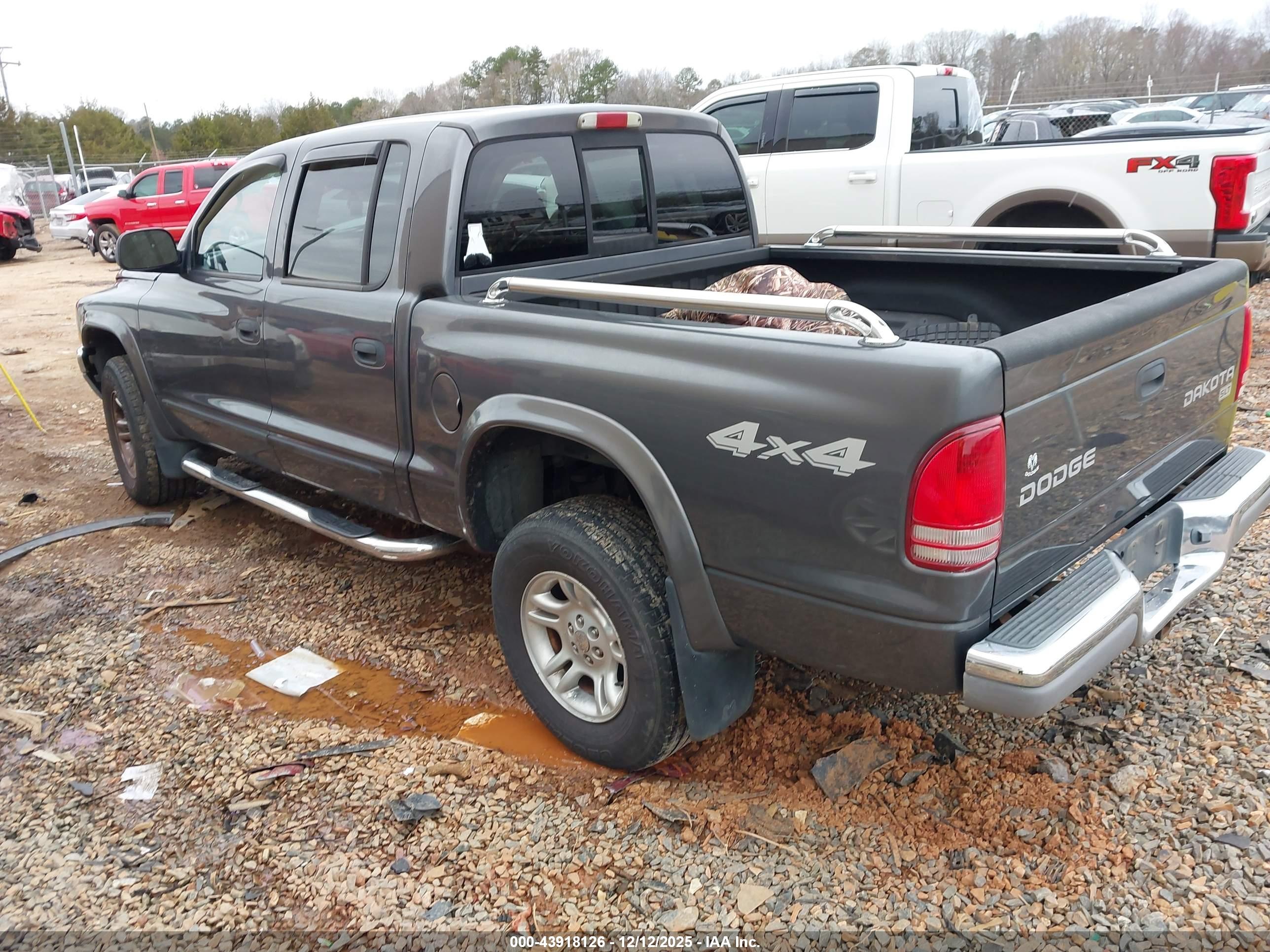 DODGE DAKOTA image 3