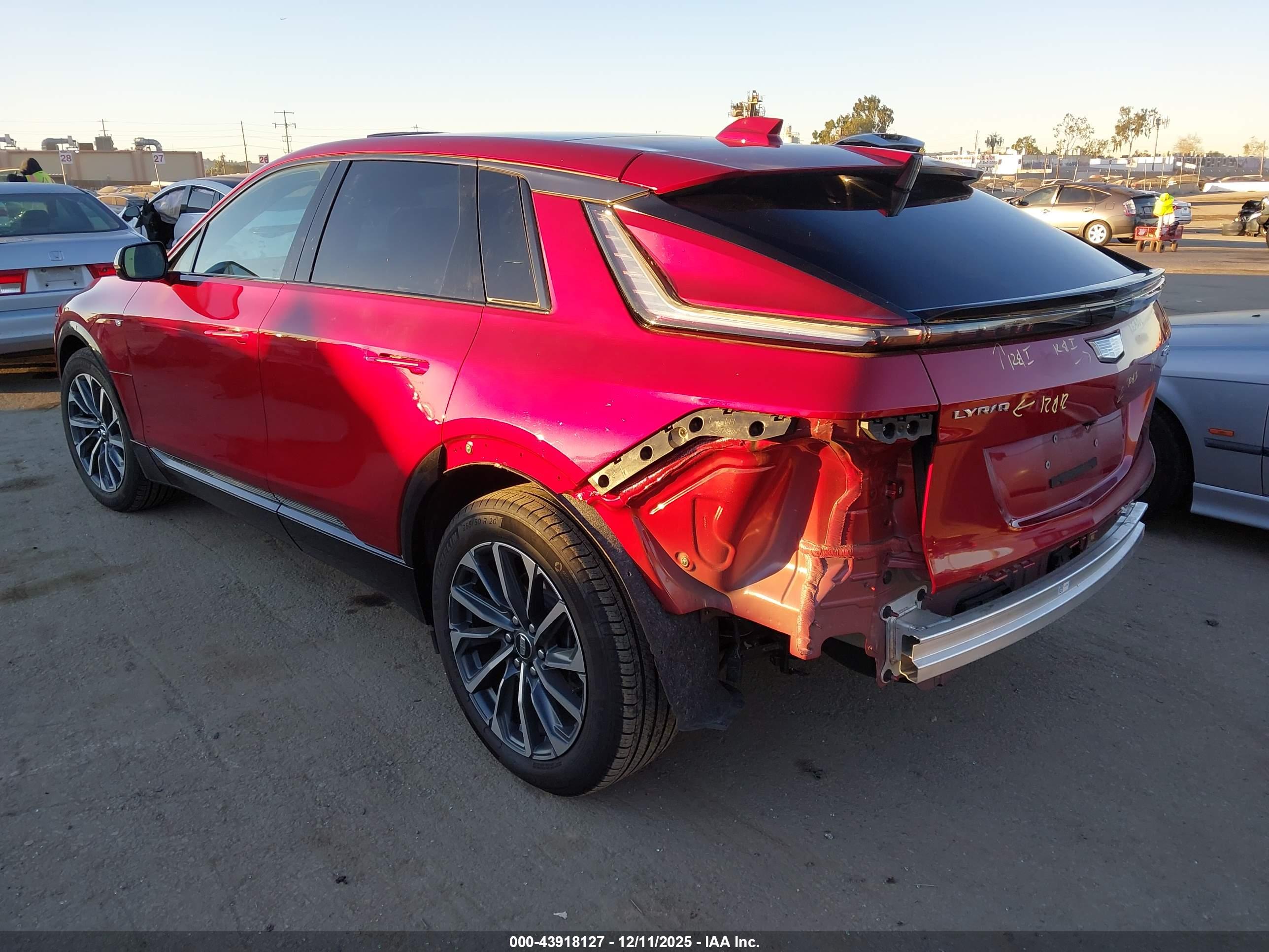 CADILLAC LYRIQ image 3