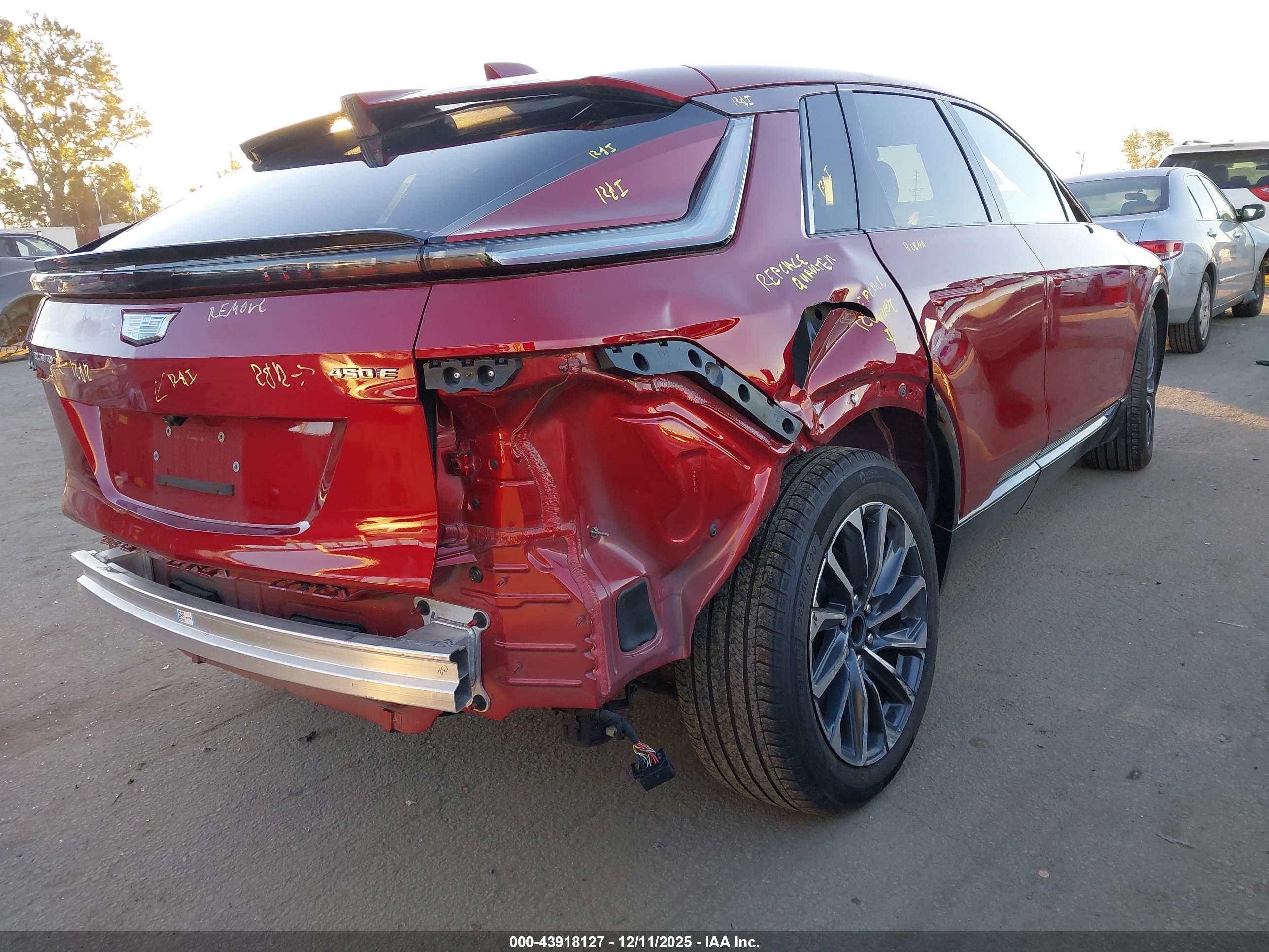 CADILLAC LYRIQ image 4