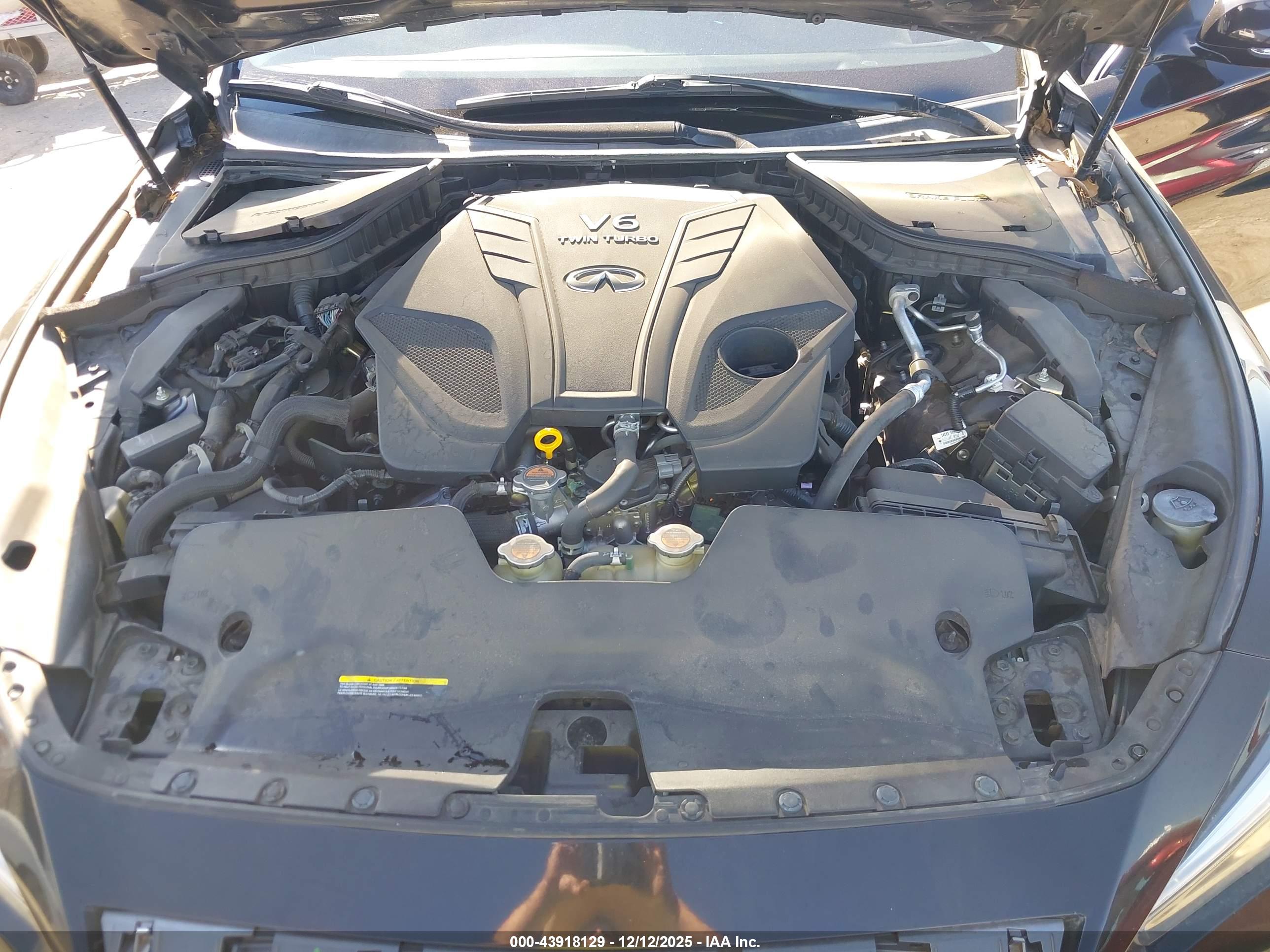 INFINITI Q50 image 10
