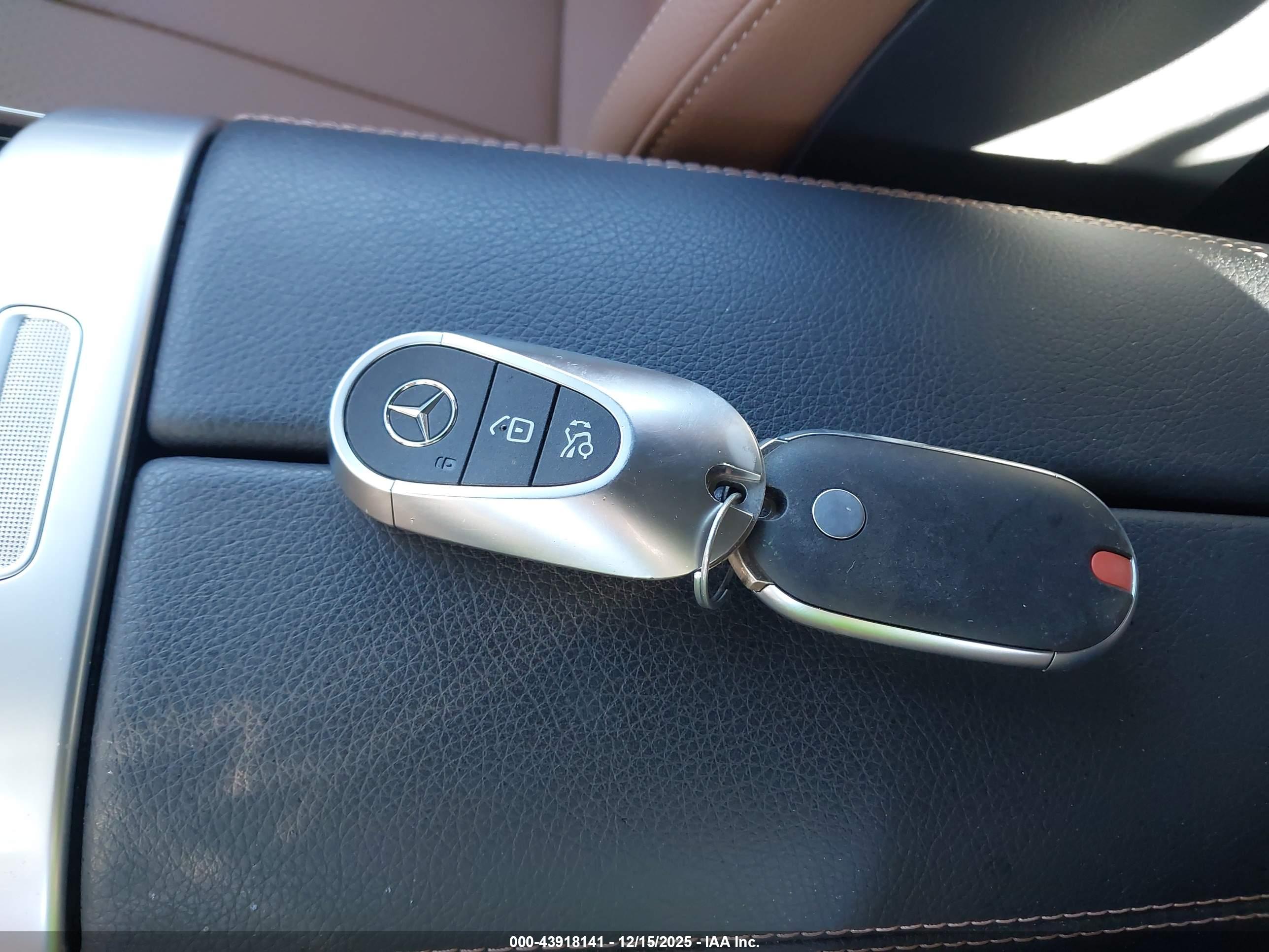 MERCEDES-BENZ CLE image 11