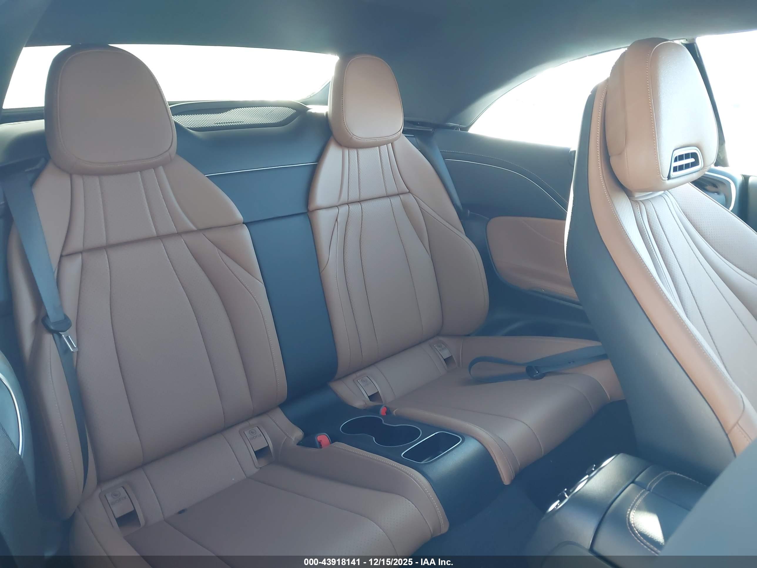 MERCEDES-BENZ CLE image 8
