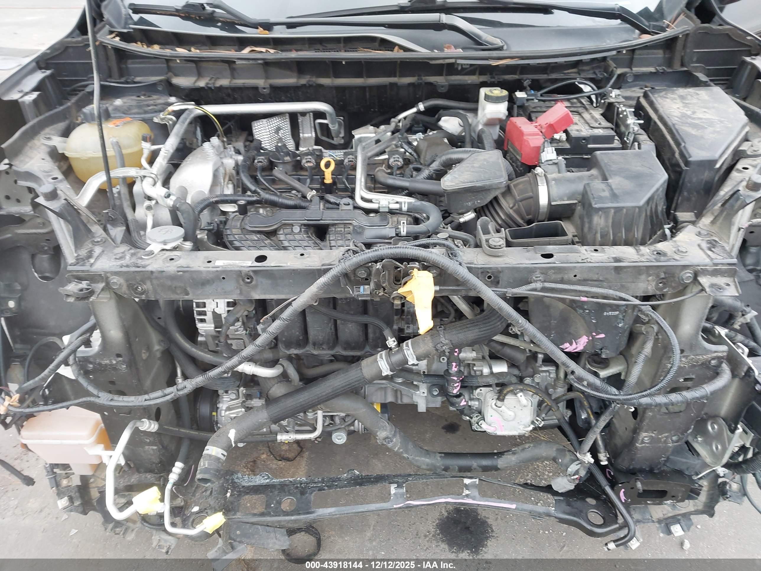 NISSAN ROGUE image 10