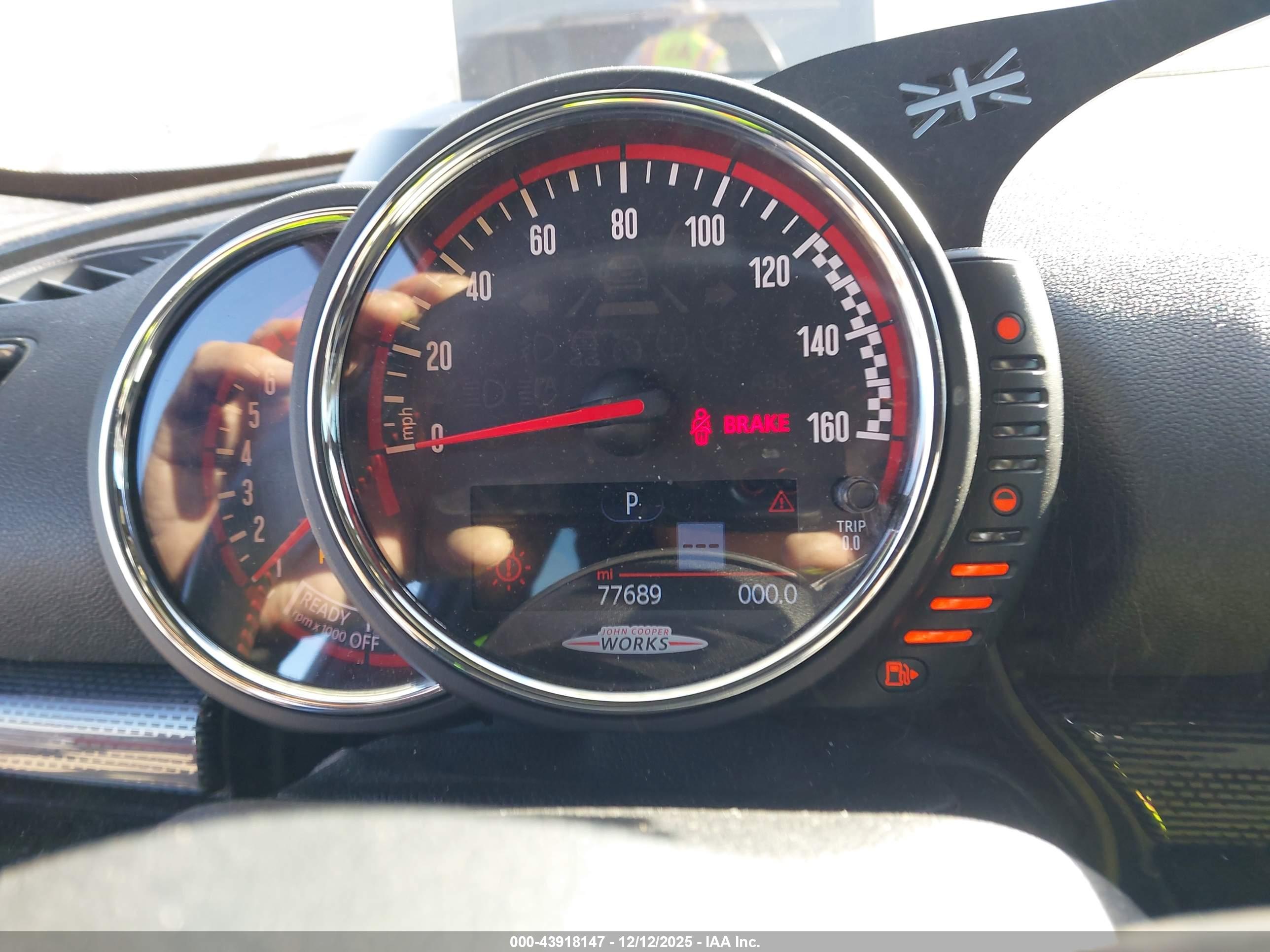 MINI CLUBMAN image 7