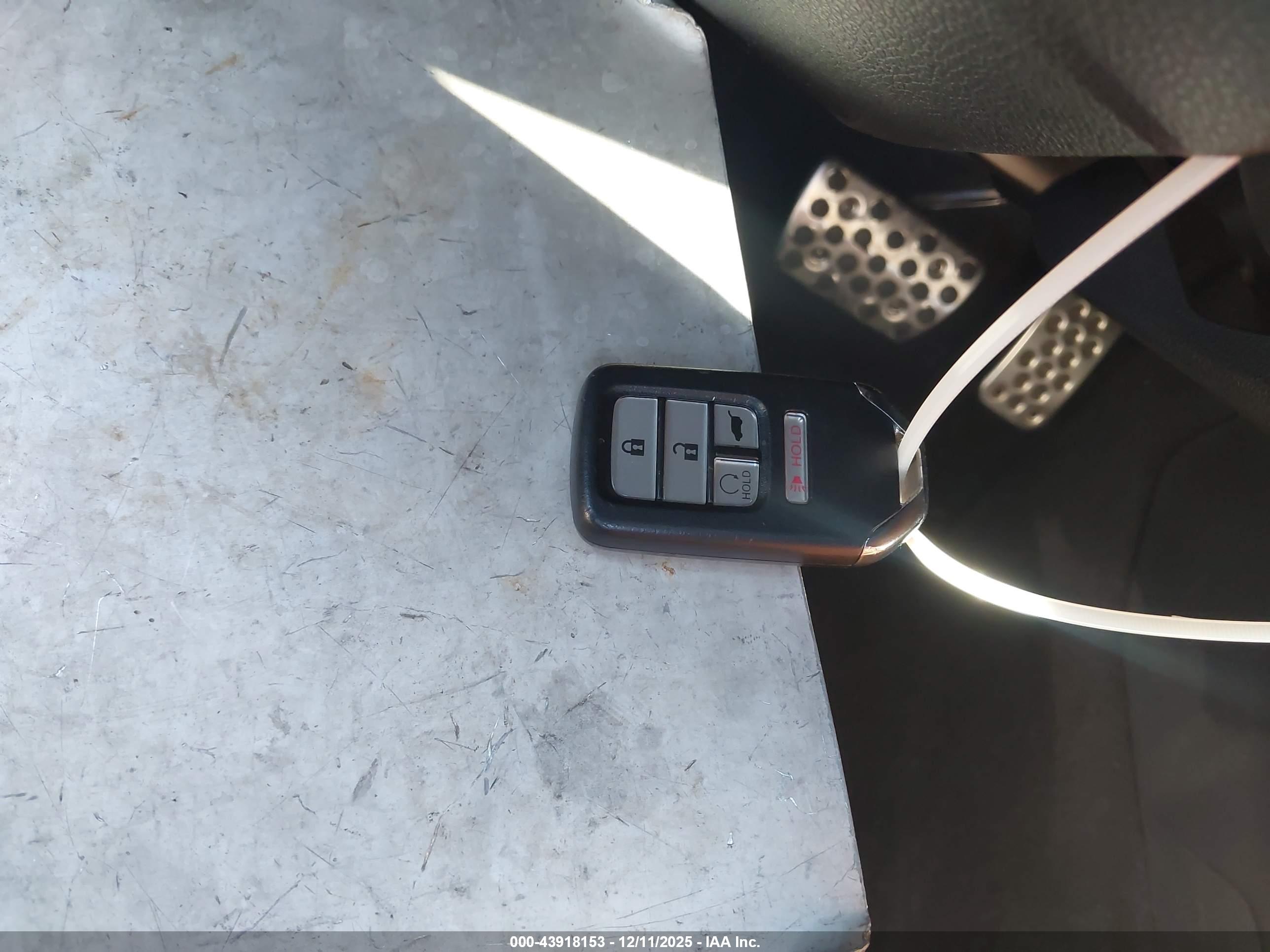 HONDA CIVIC image 11