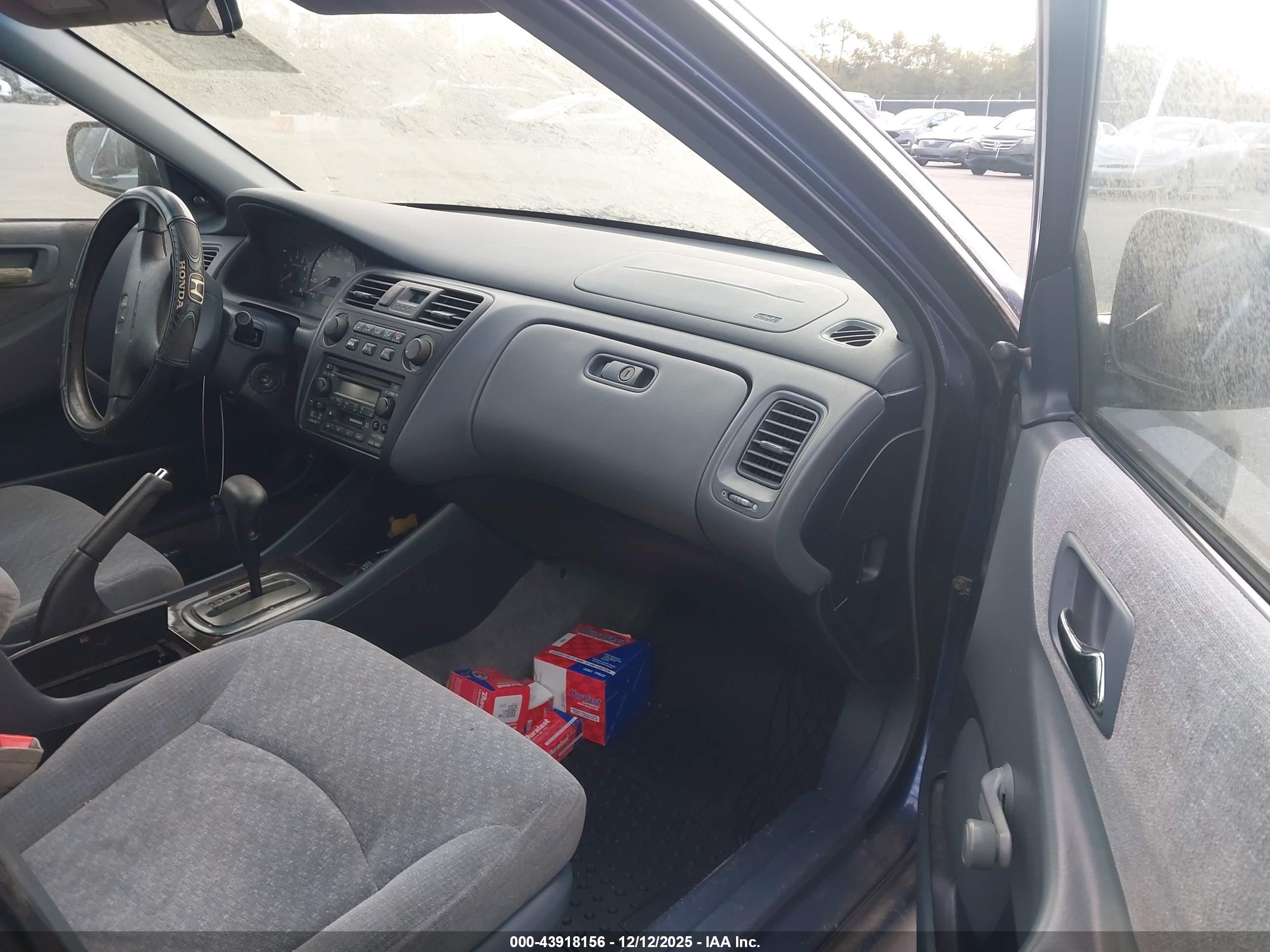 HONDA ACCORD image 5