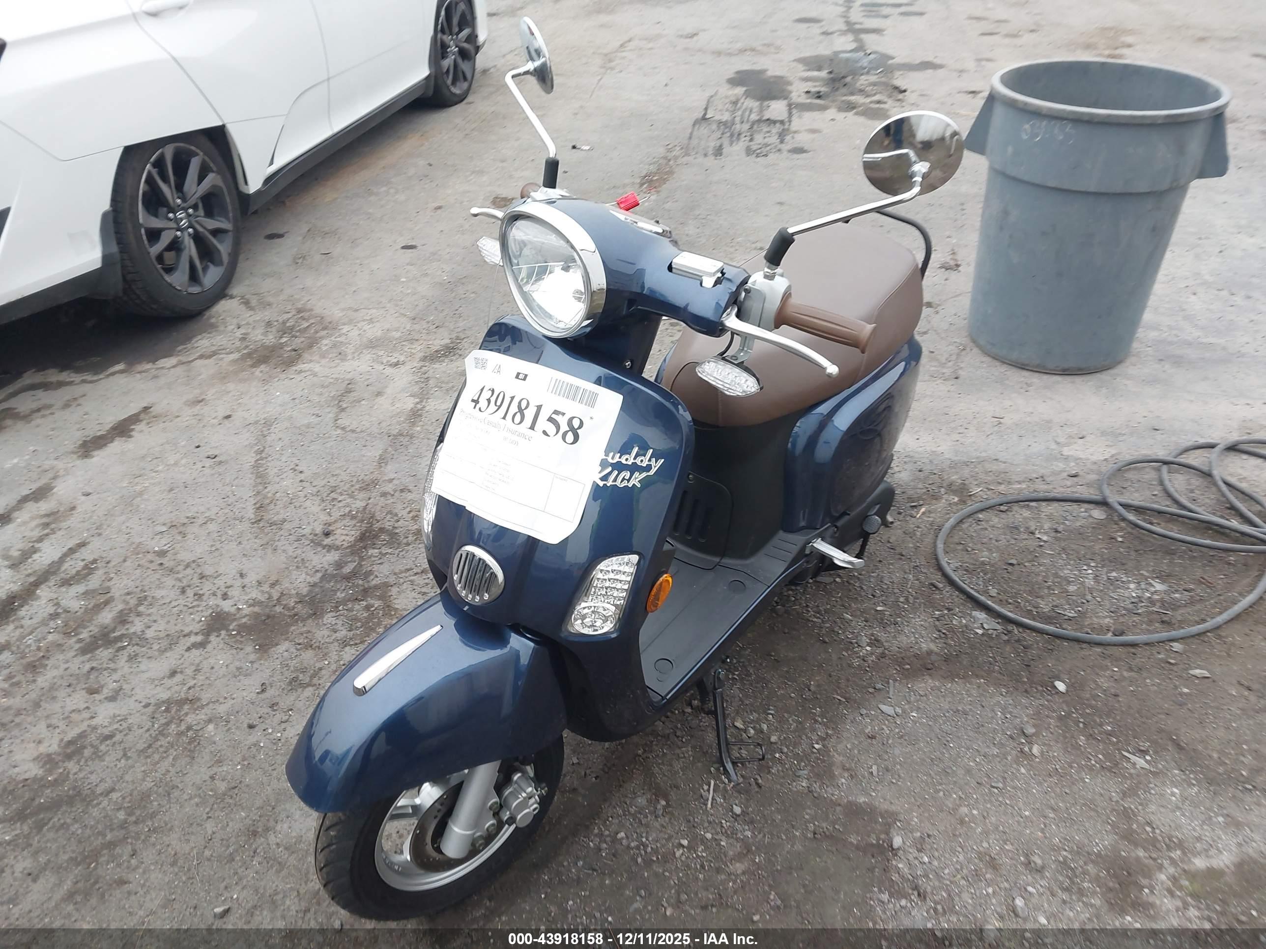 GENUINE SCOOTER image 2