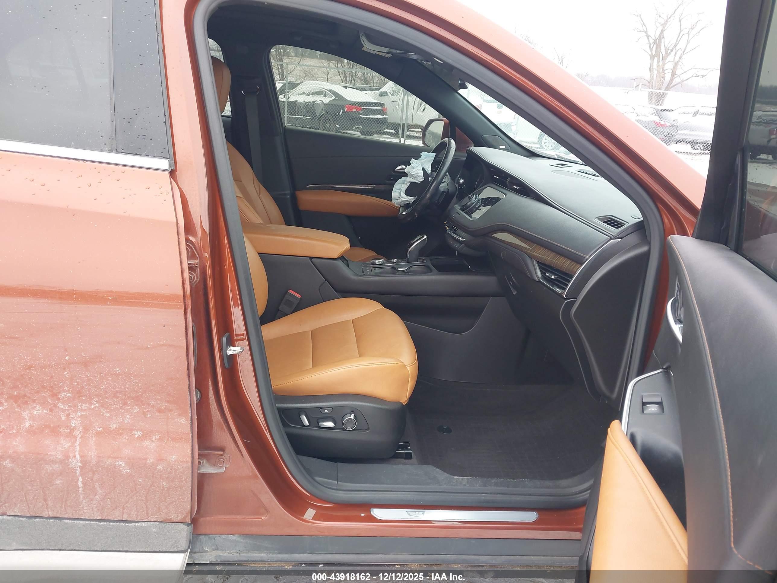 CADILLAC XT4 image 5