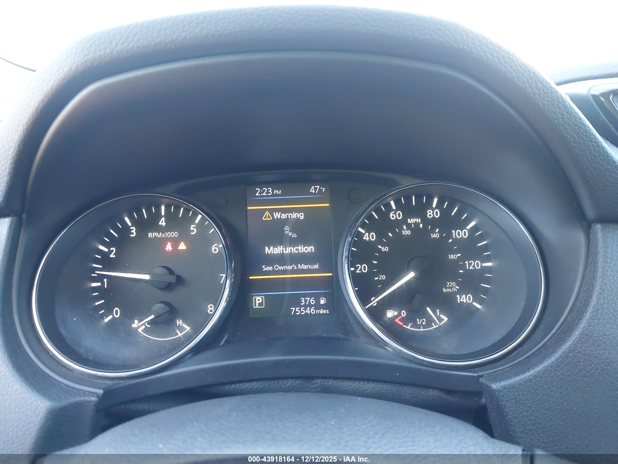 NISSAN ROGUE image 7