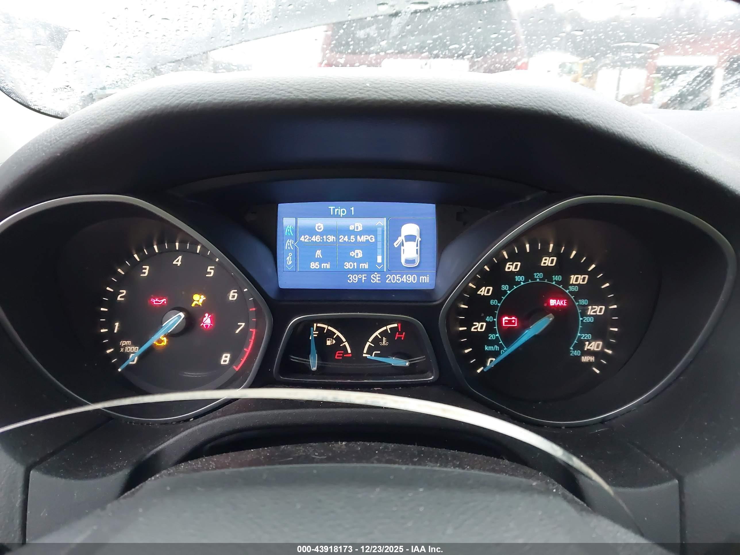 FORD FOCUS image 7