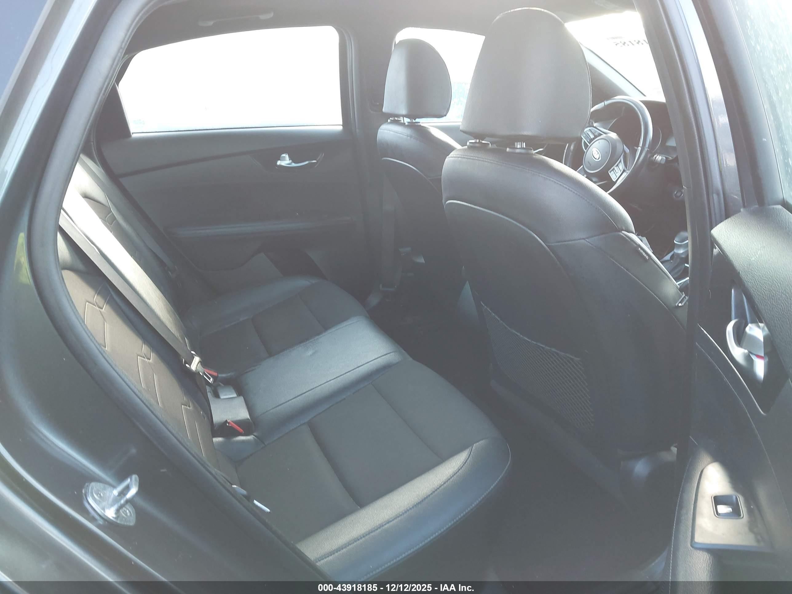 KIA FORTE image 8