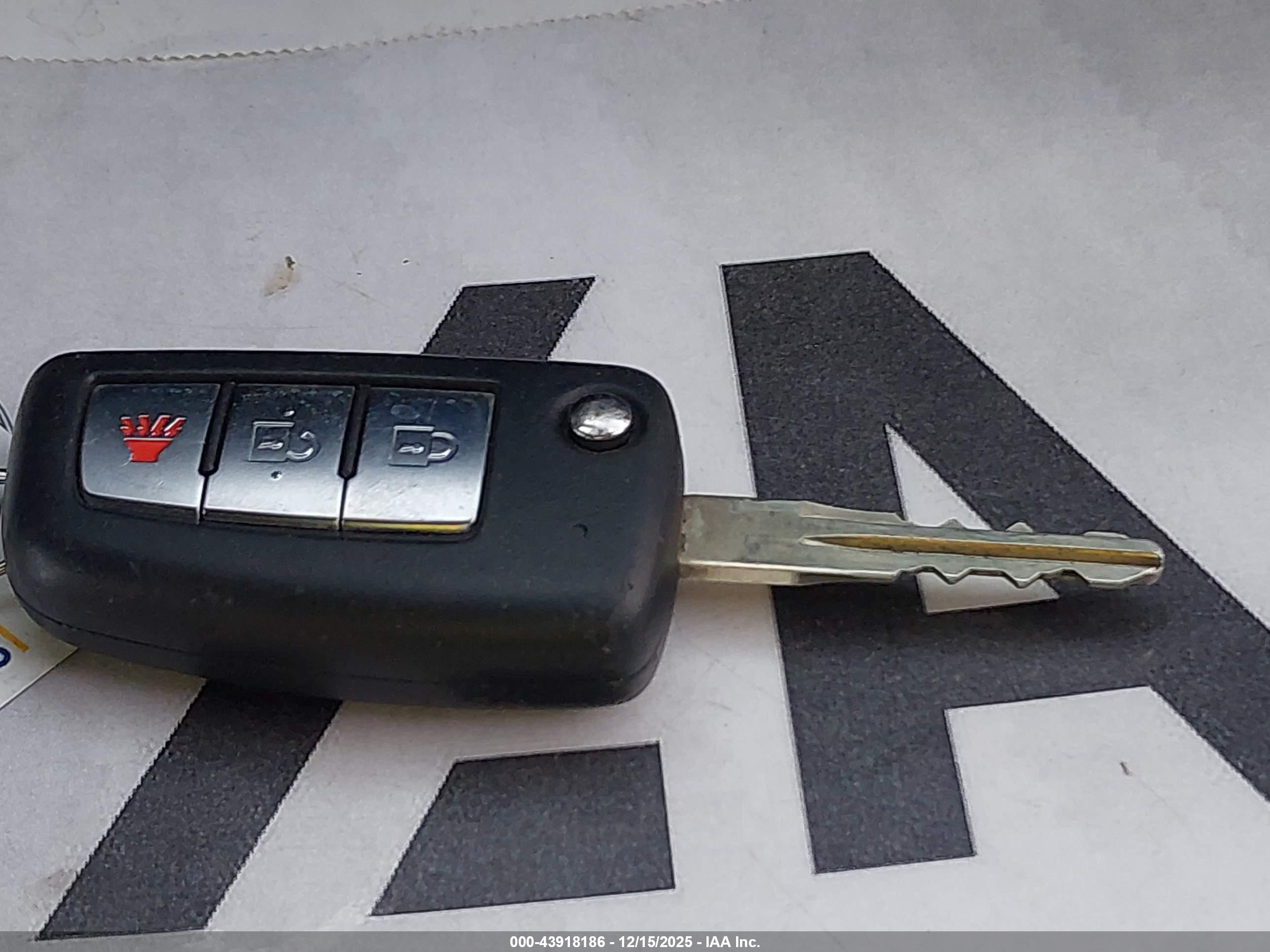 NISSAN ROGUE image 11
