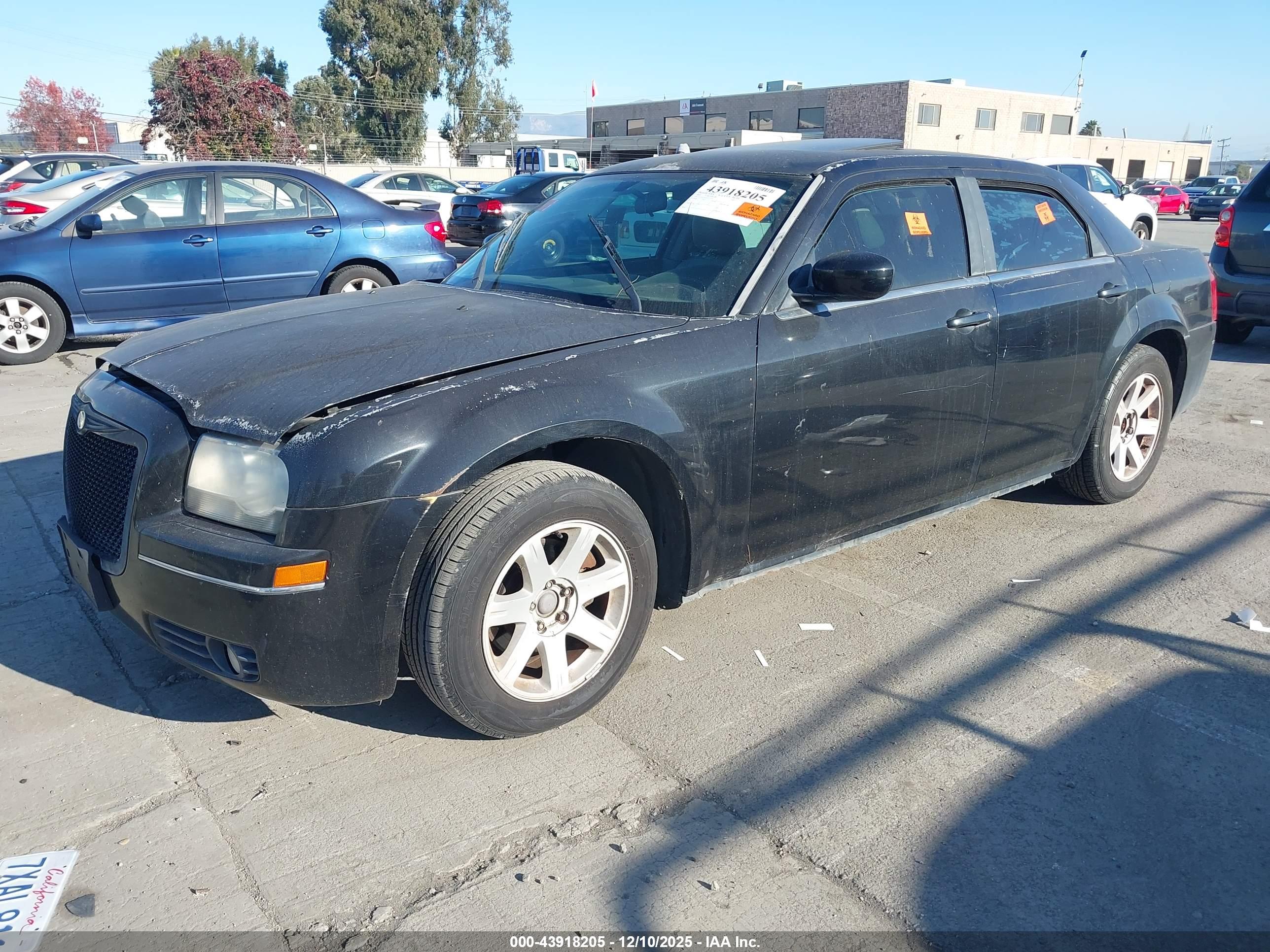 CHRYSLER 300 image 2
