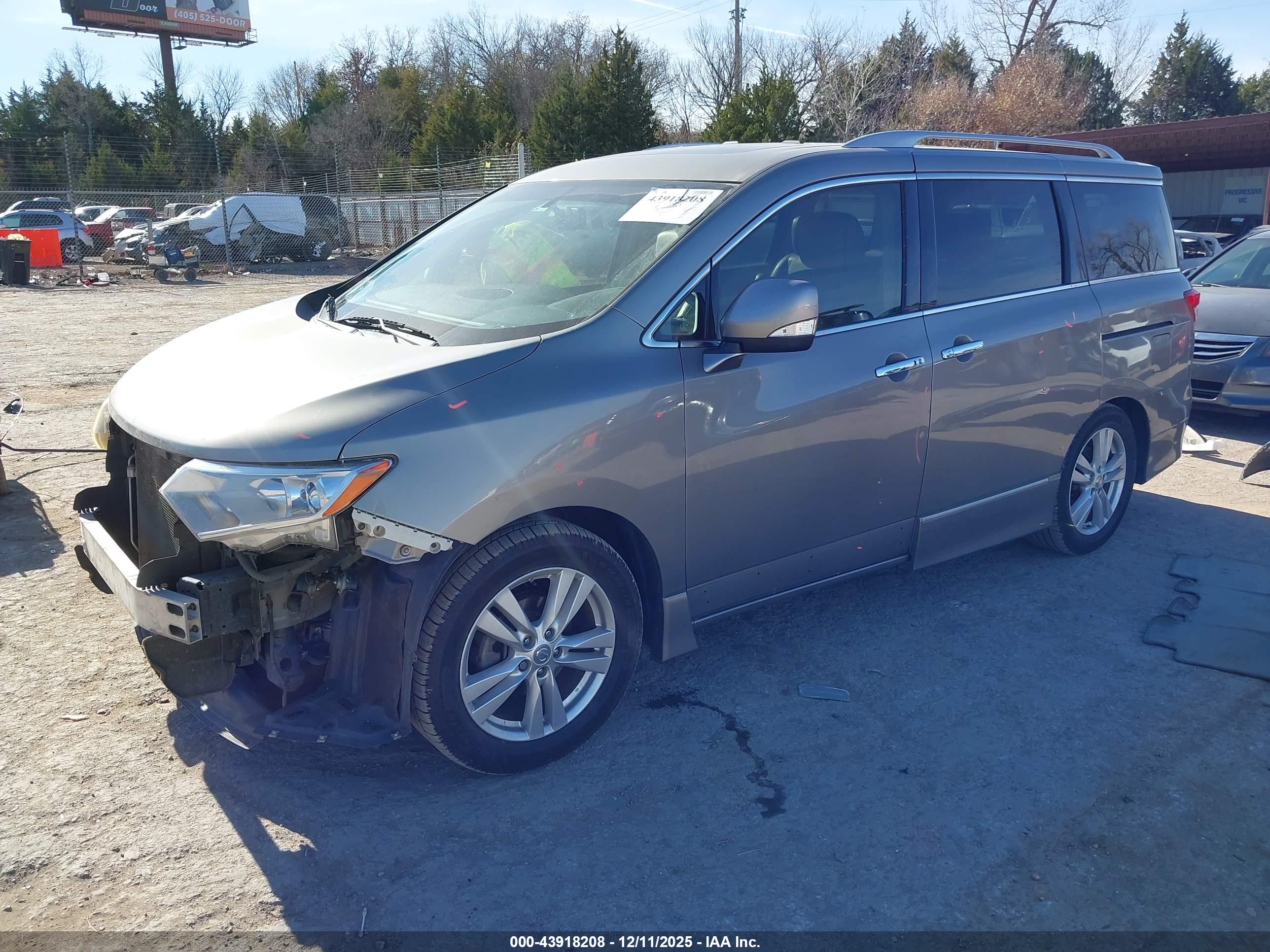 NISSAN QUEST image 2