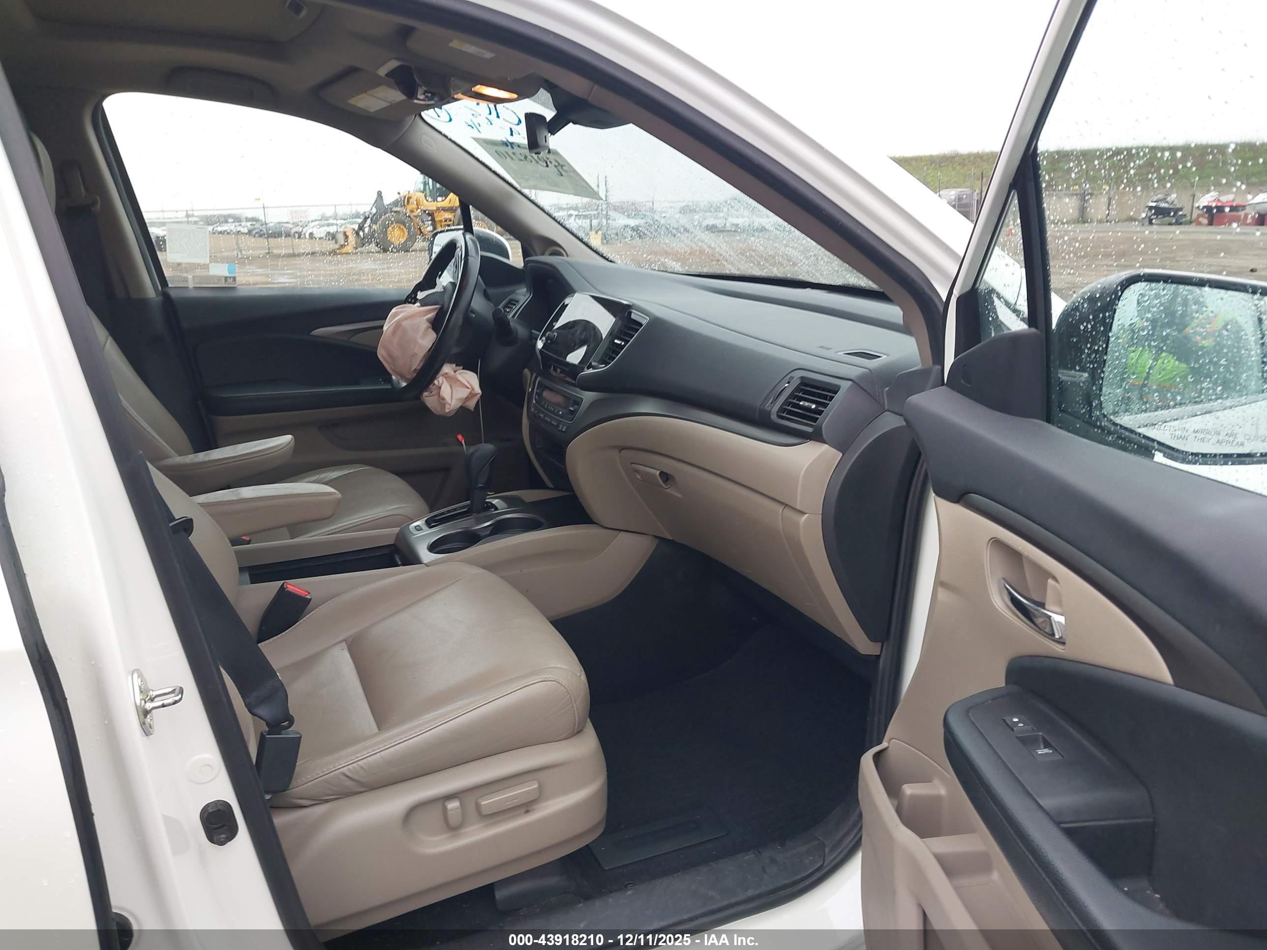 HONDA PILOT image 5