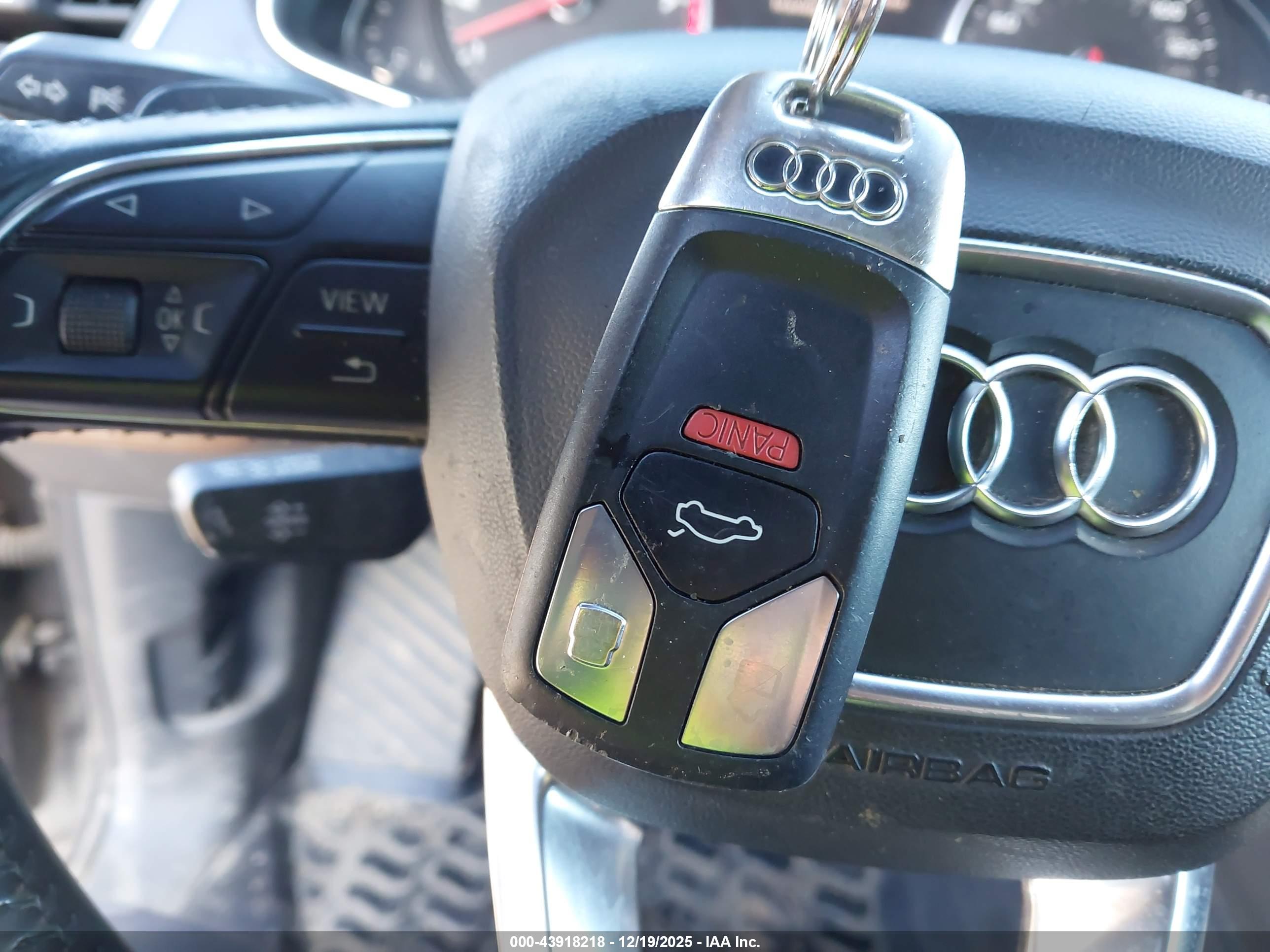 AUDI Q7 image 11