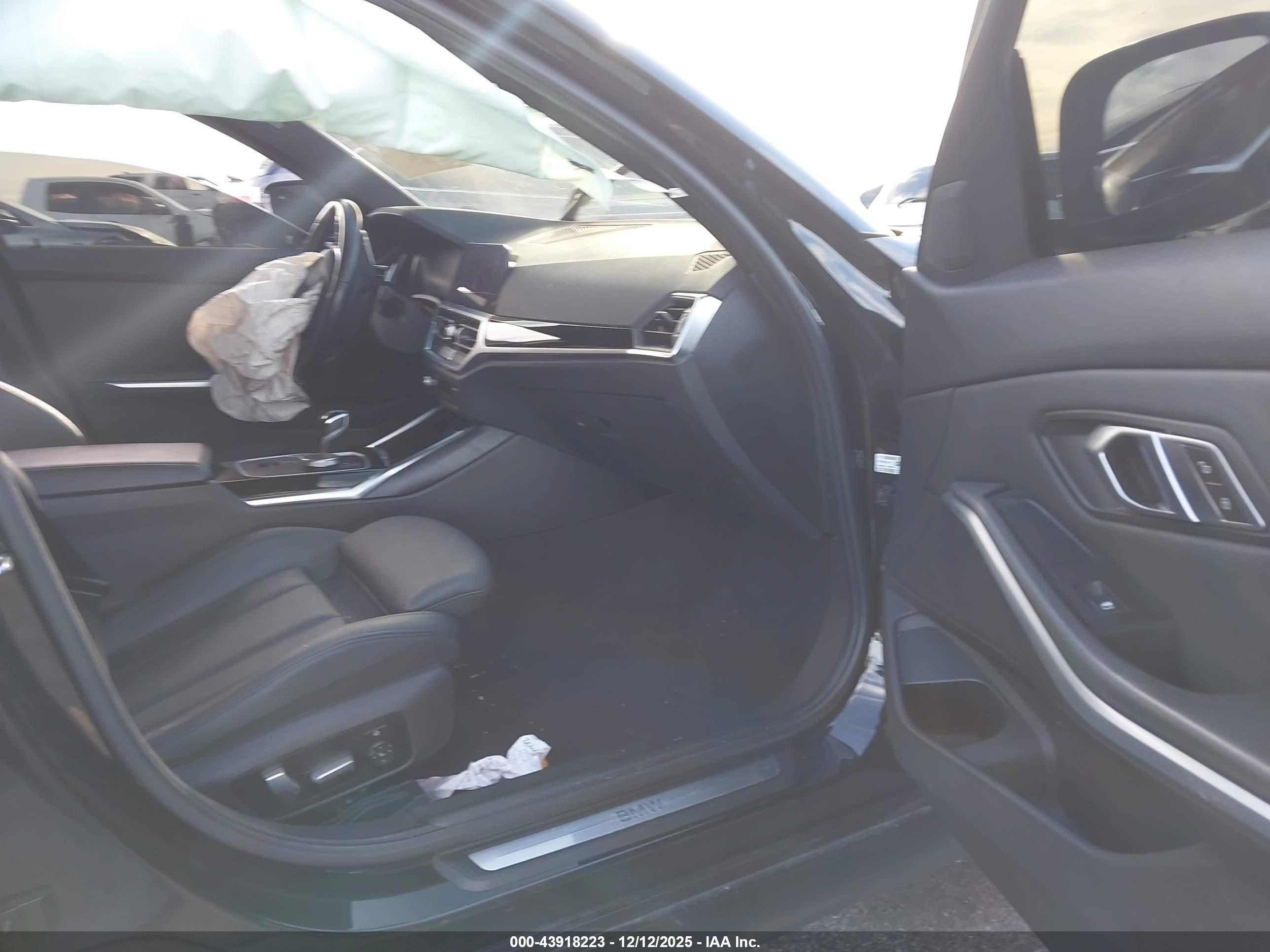 BMW 330I image 5