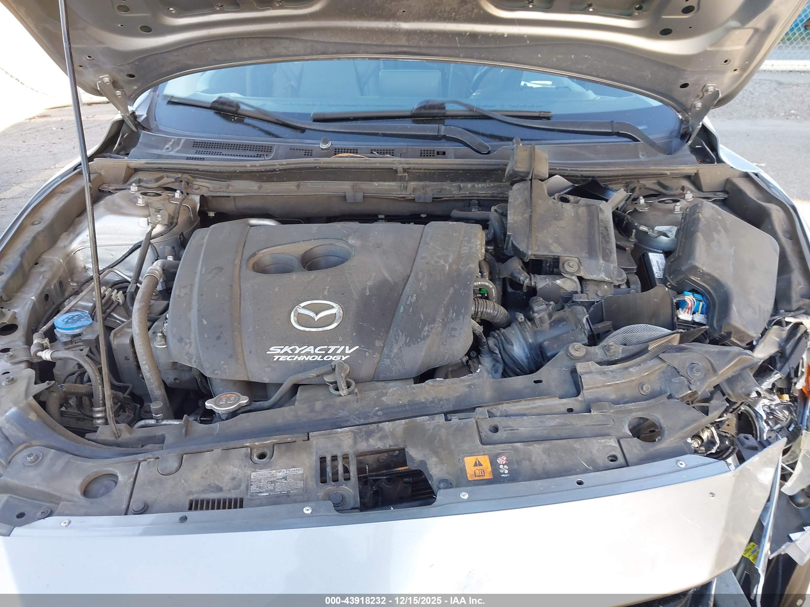 MAZDA MAZDA3 image 10