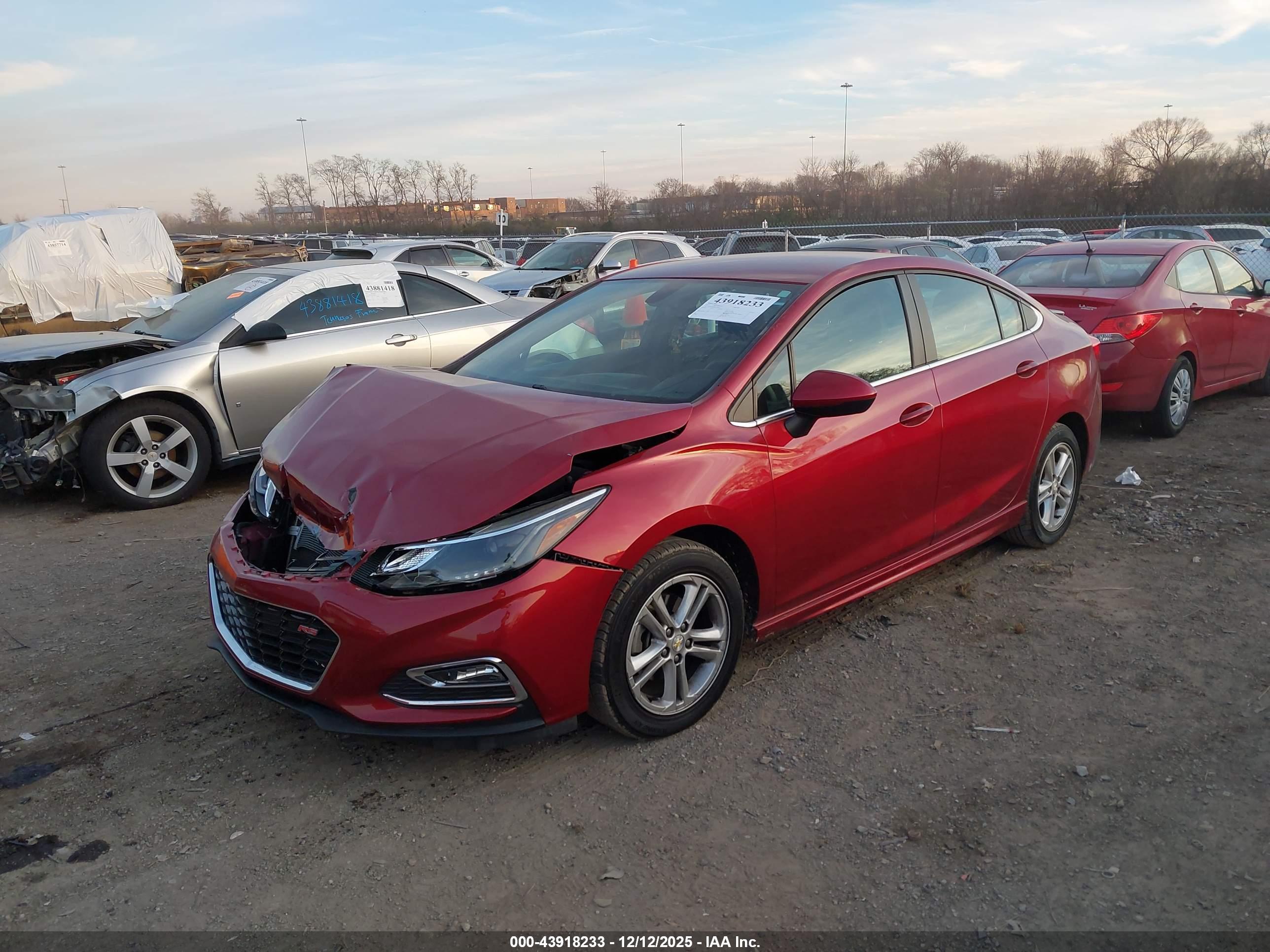 CHEVROLET CRUZE image 2