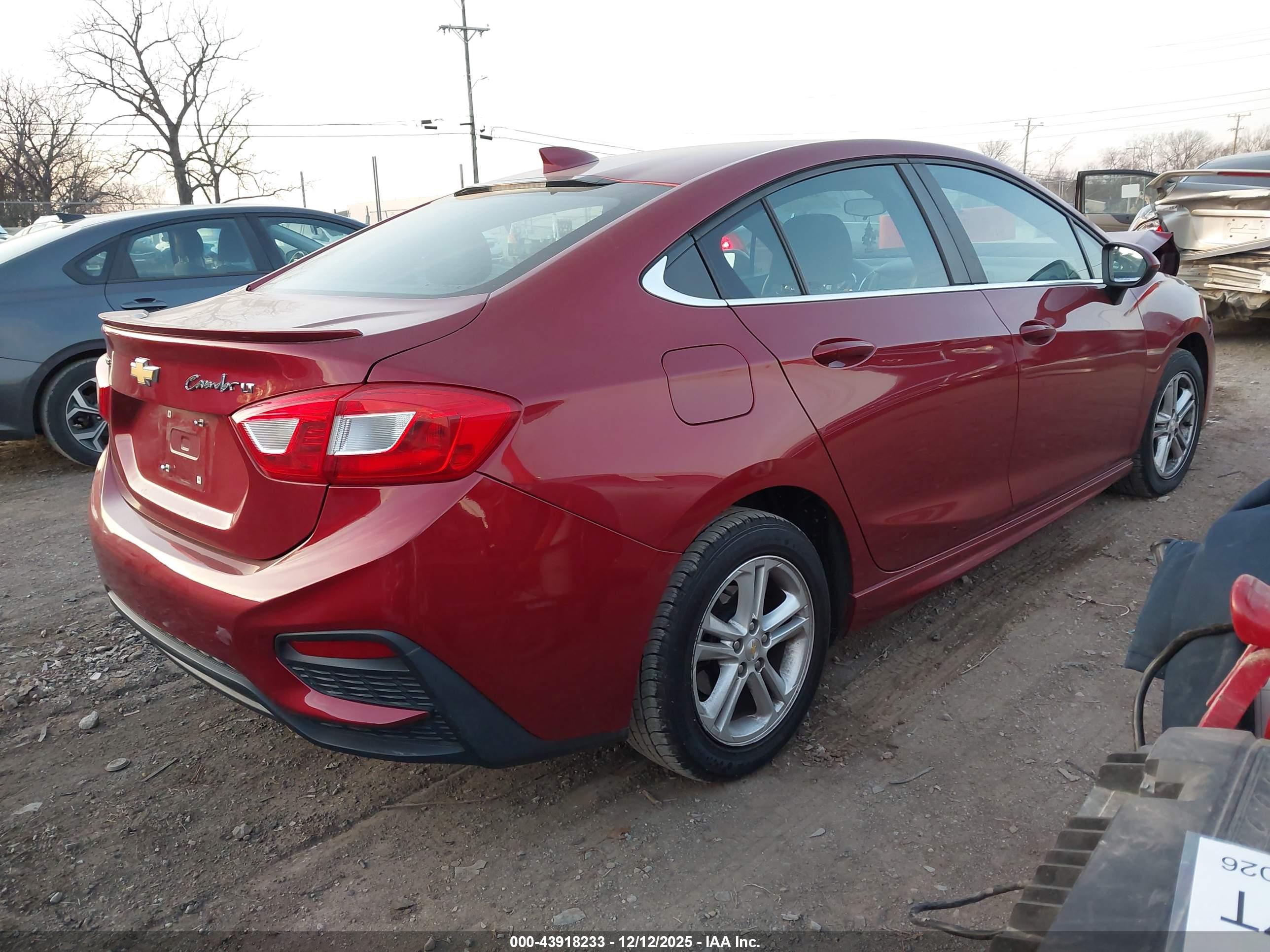 CHEVROLET CRUZE image 4
