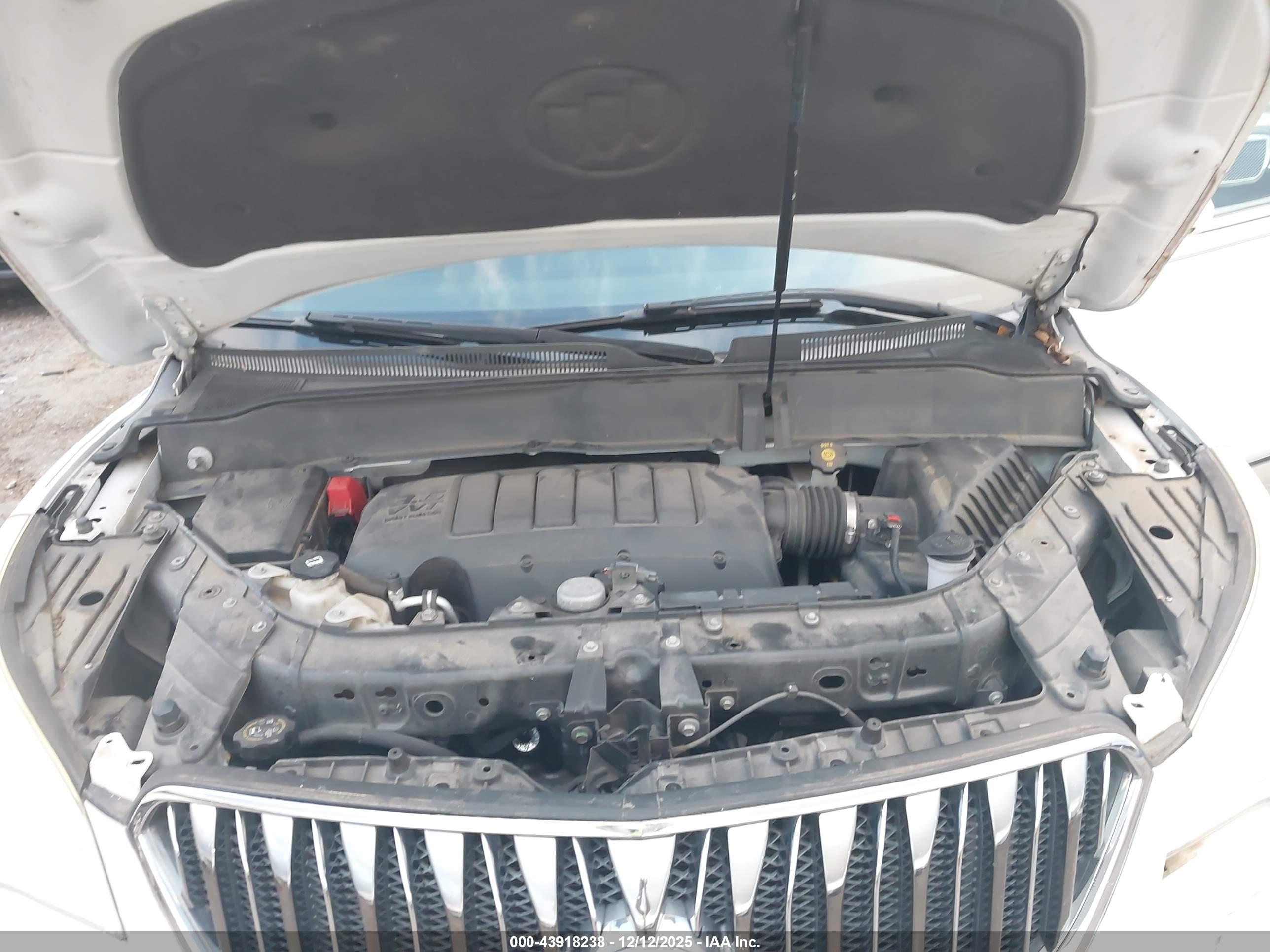 BUICK ENCLAVE image 10