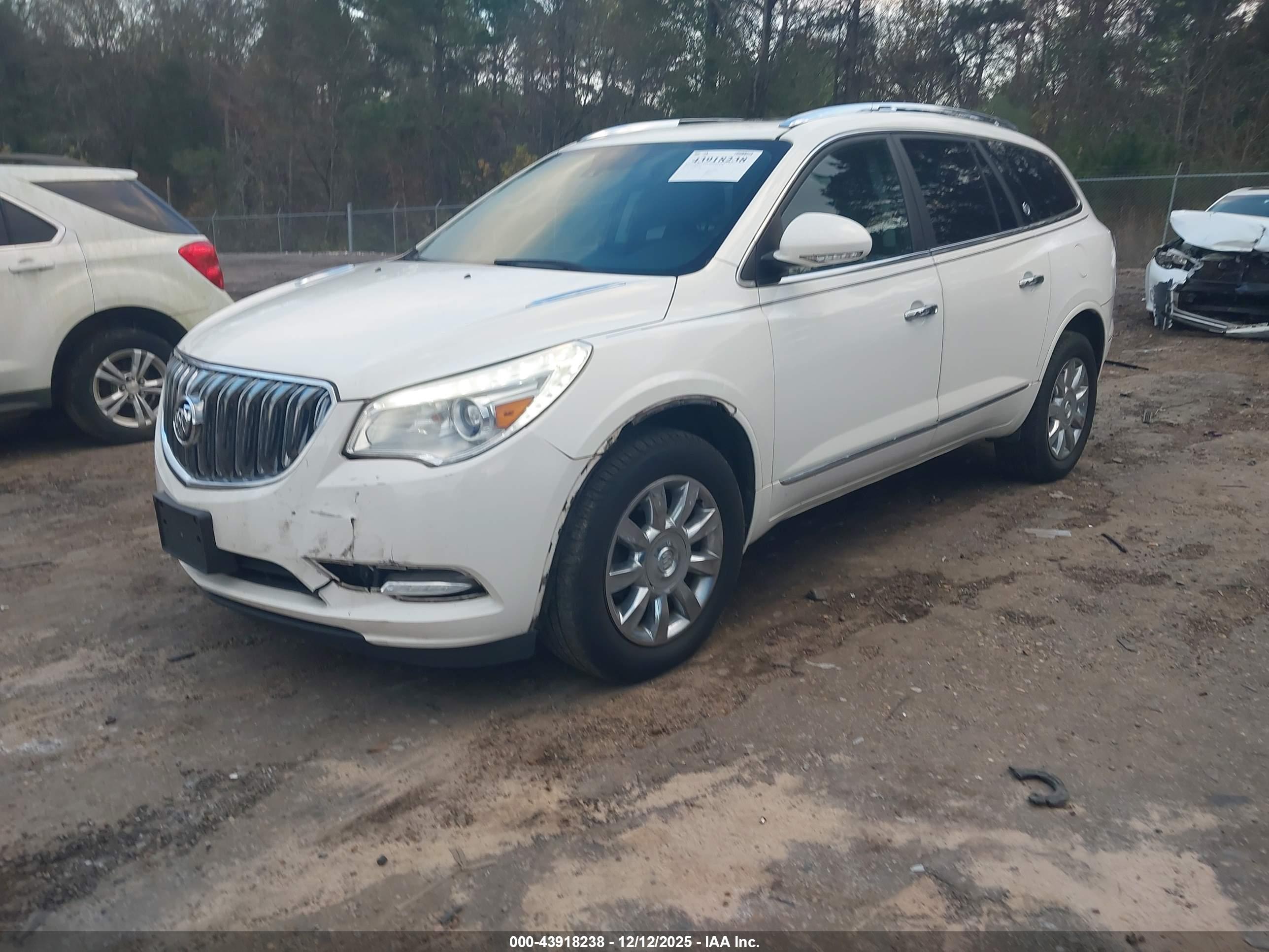 BUICK ENCLAVE image 2
