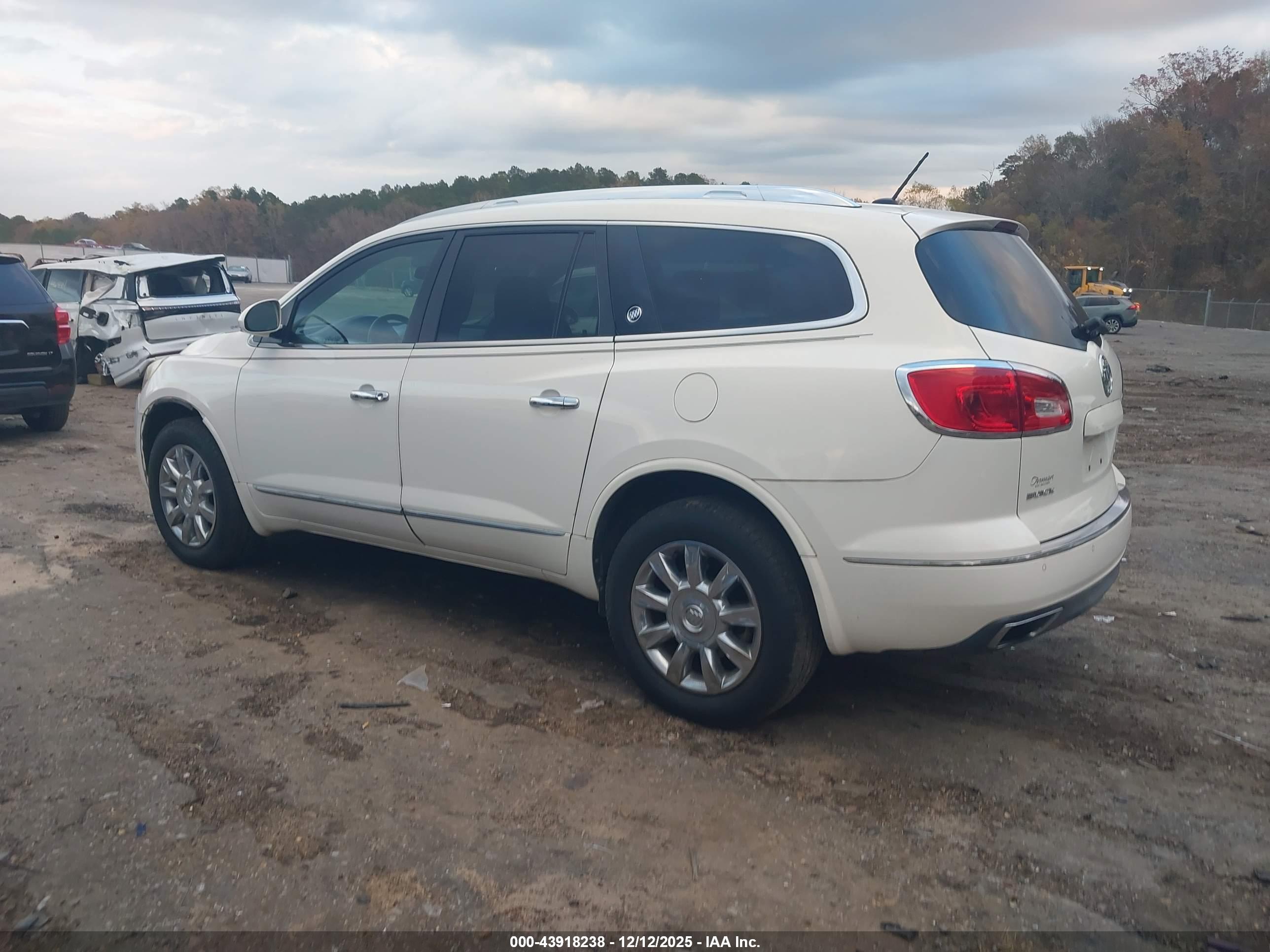 BUICK ENCLAVE image 3