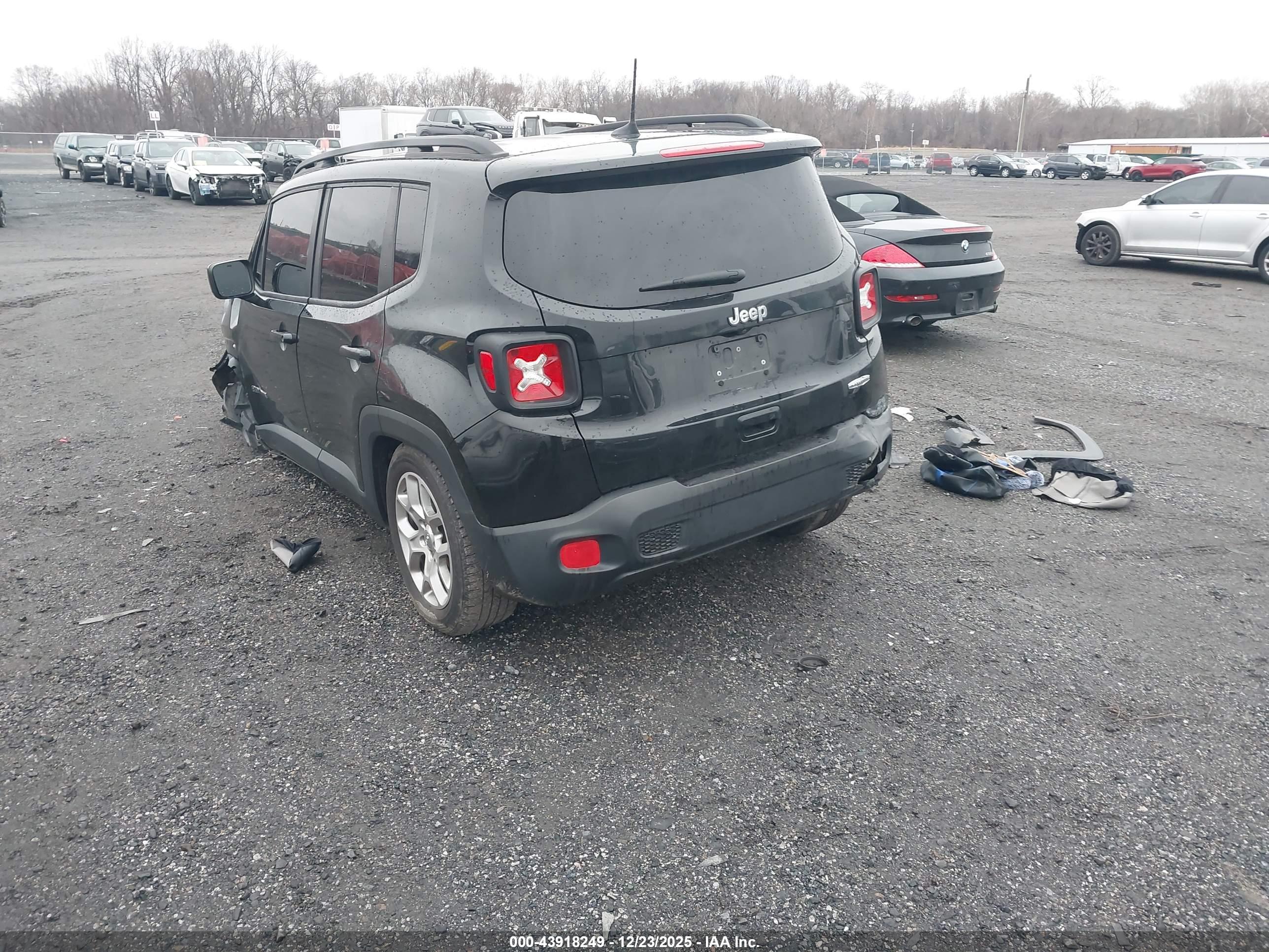 JEEP RENEGADE image 3